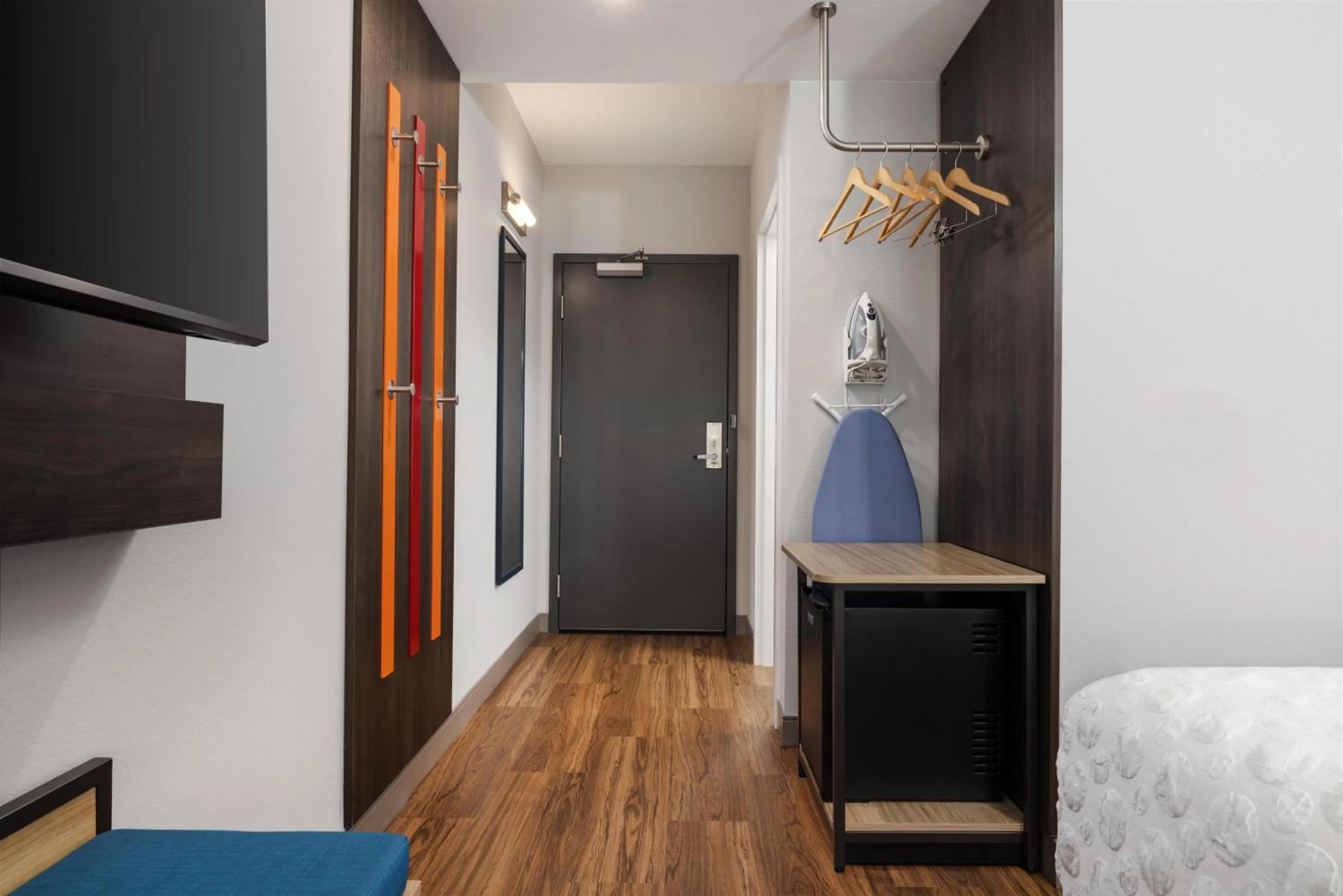 Photo of the whole room, Bed in Tru By Hilton Cleveland, TN