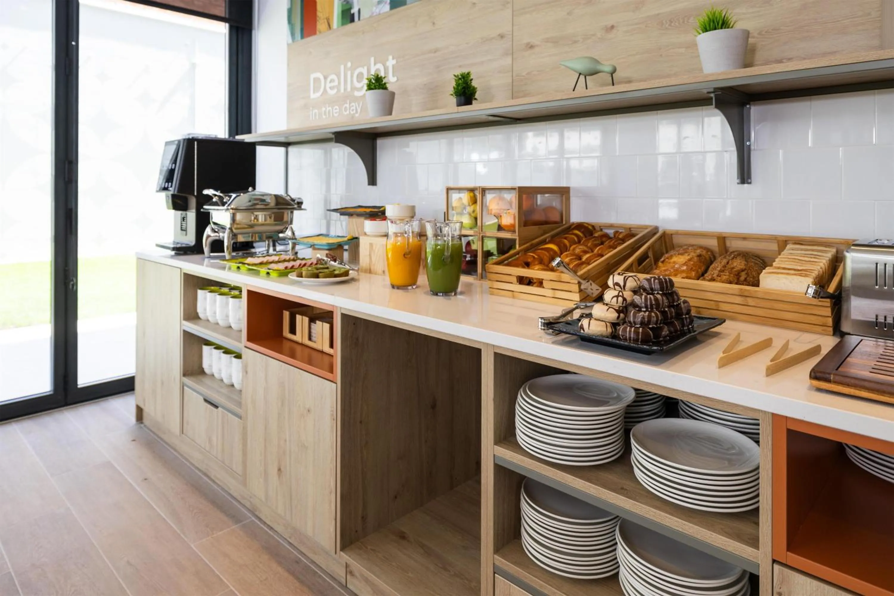 Breakfast in Spark By Hilton Madrid Alcala