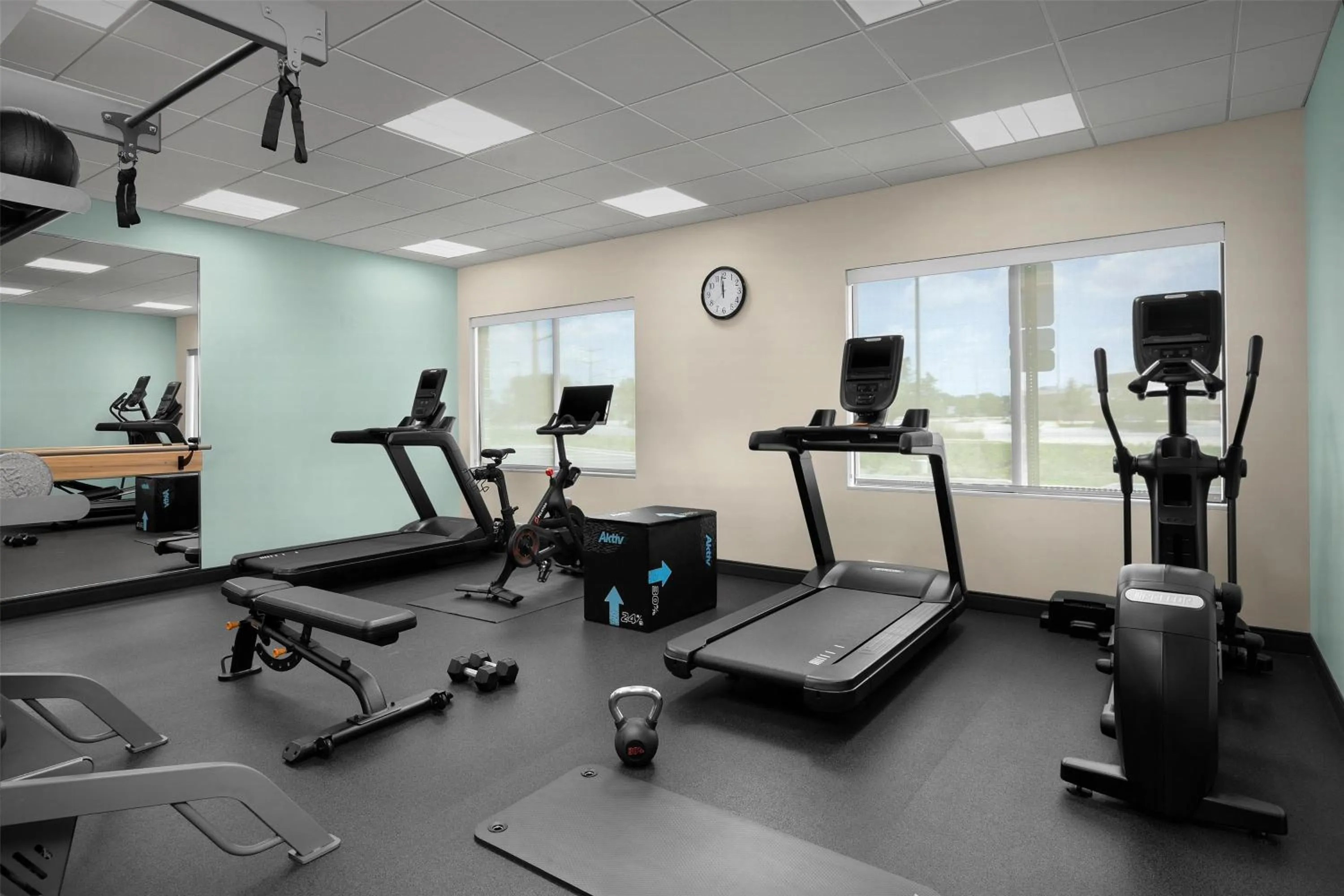 Fitness centre/facilities in Tru By Hilton Joliet Plainfield