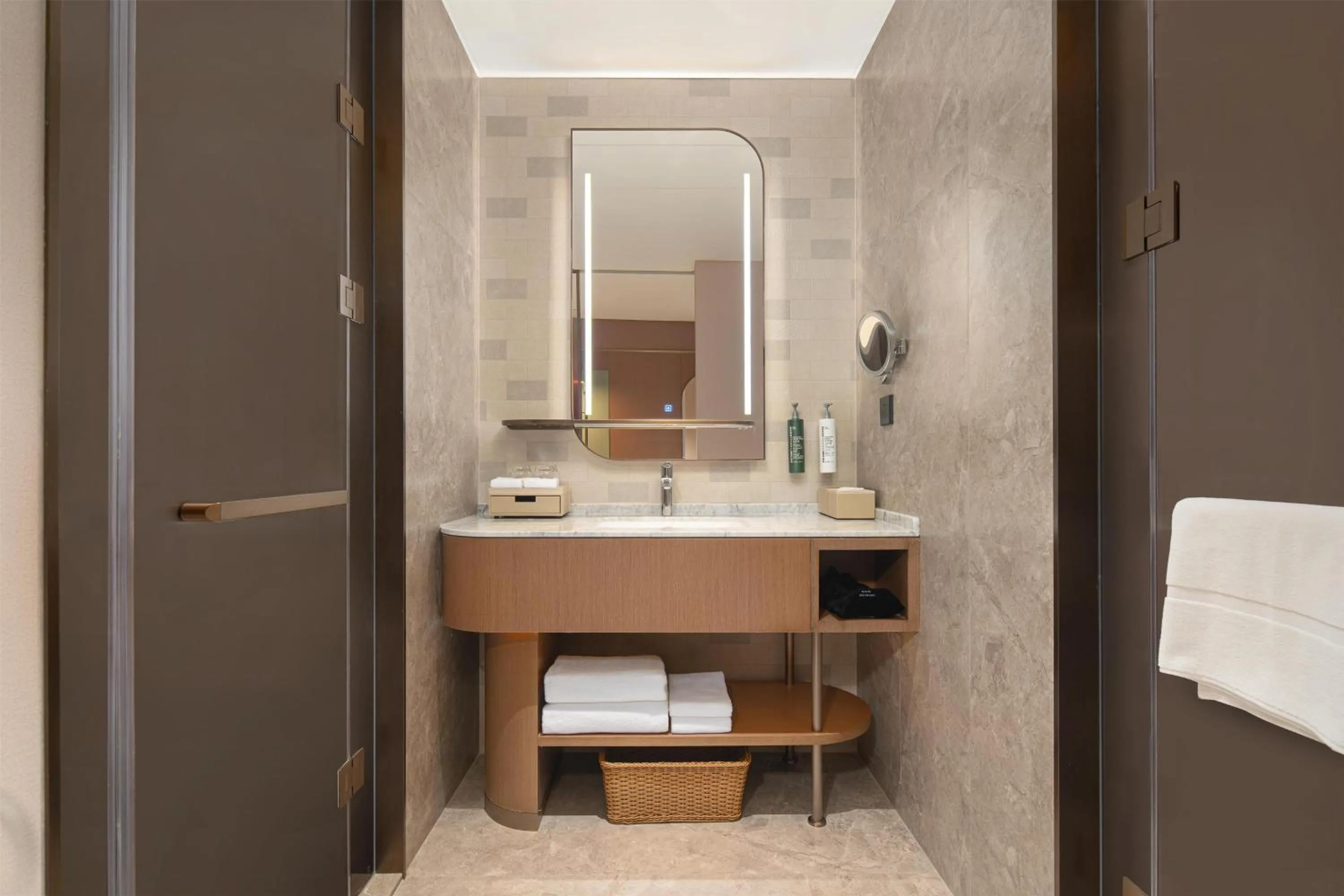 Bathroom in Hilton Garden Inn Urumqi Railway Station