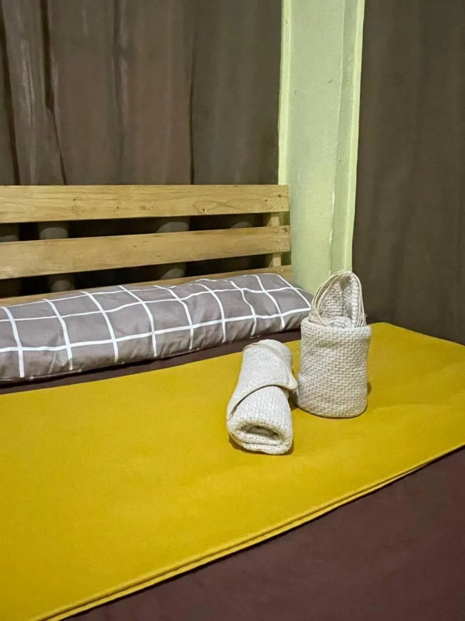 Bed in D and A Transient Inn Taguig