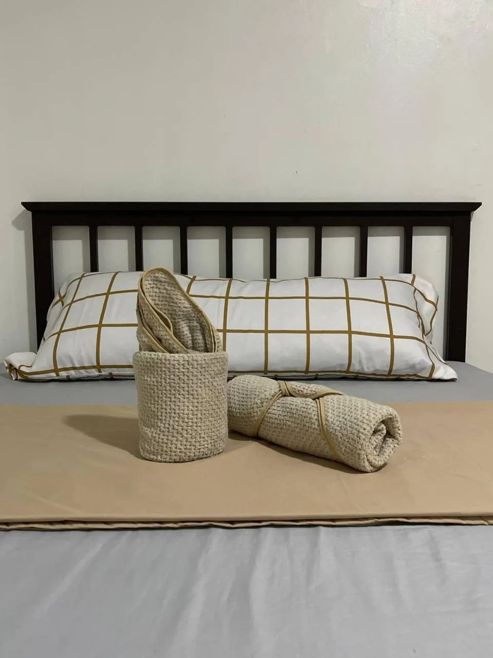 Bed in D and A Transient Inn Taguig