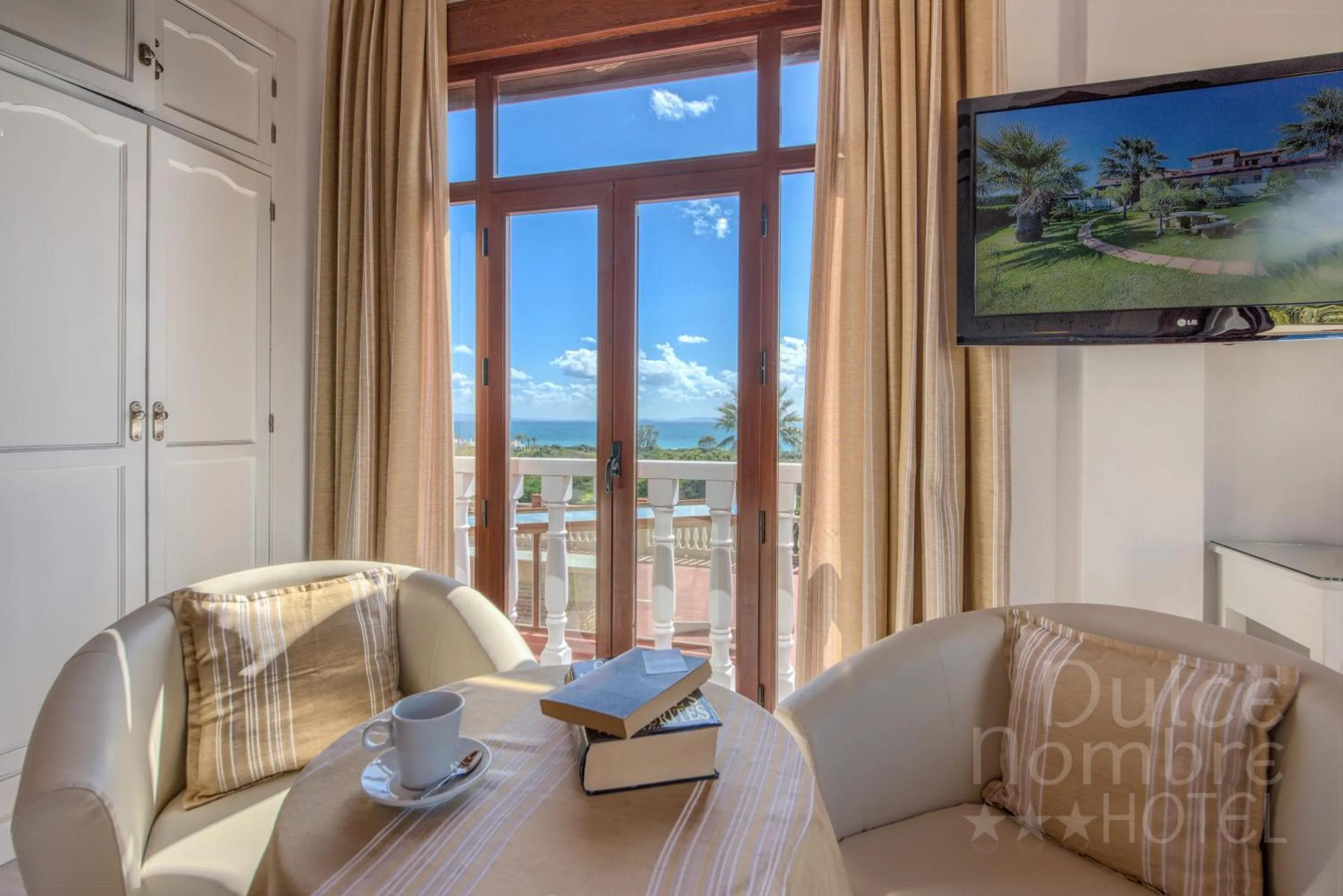 Living room in Dulce Nombre Hotel - Apartamentos