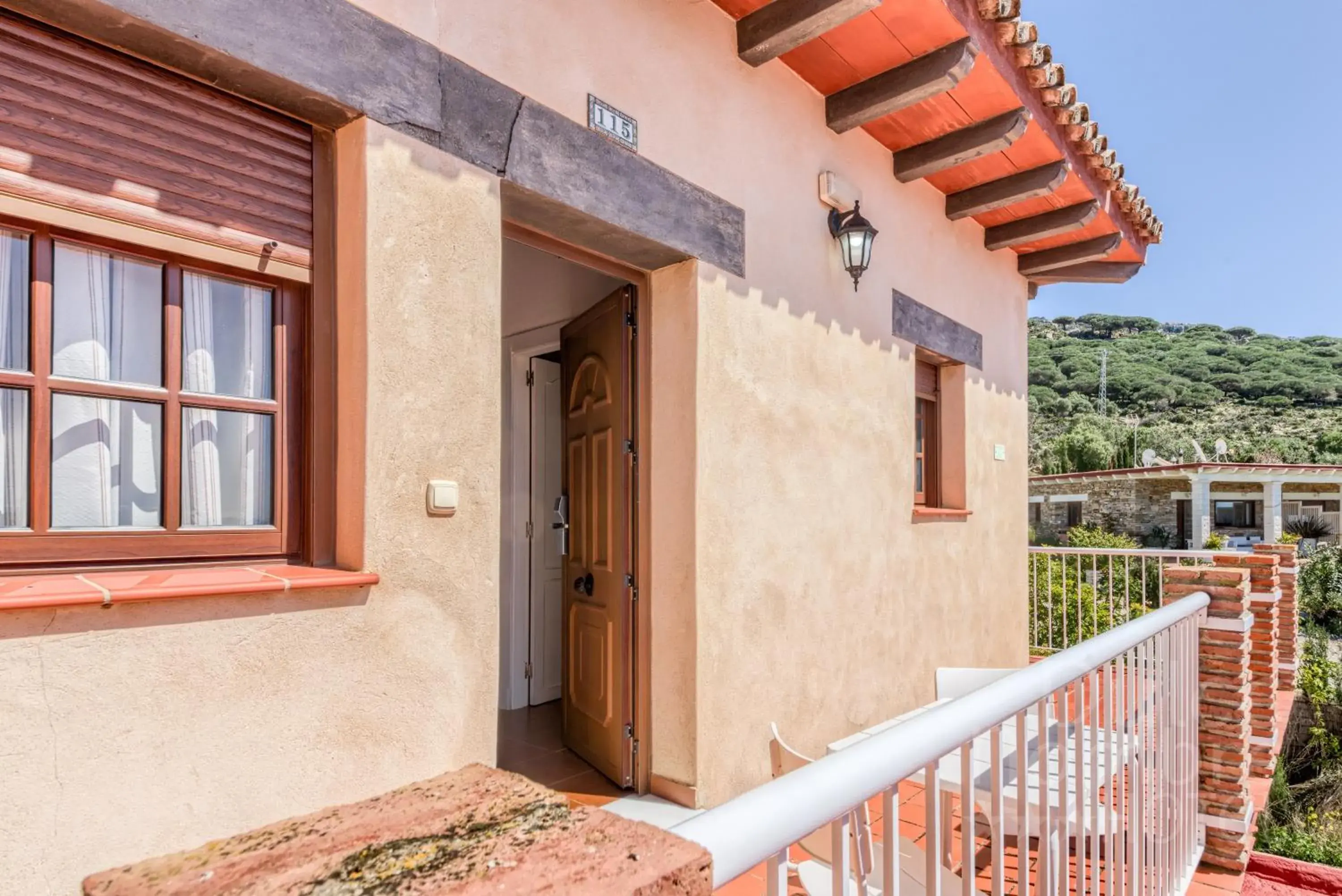 Superior Double Room in Dulce Nombre Hotel - Apartamentos Superior Double Room in Dulce Nombre Hotel - Apartamentos