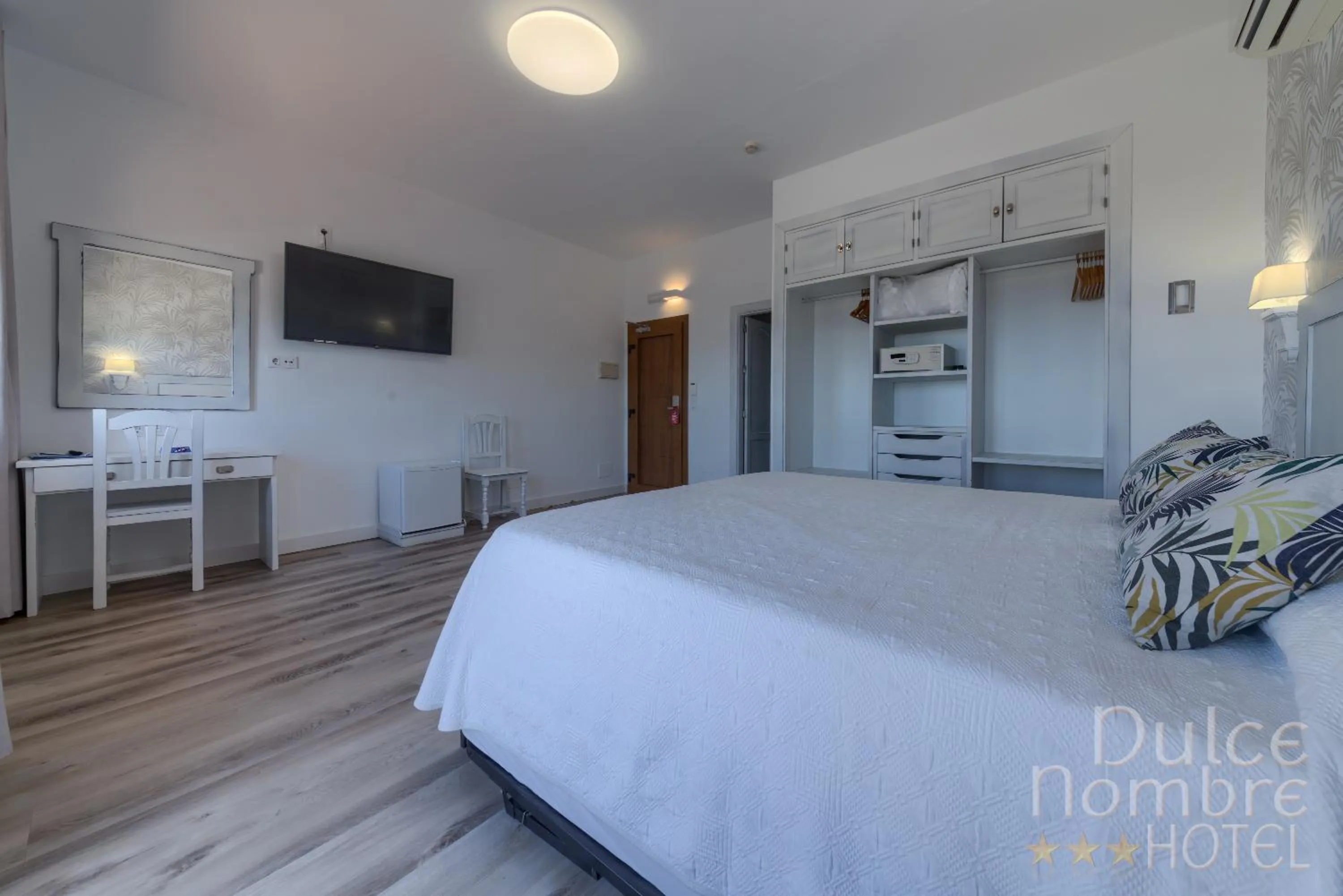 Bed in Dulce Nombre Hotel - Apartamentos