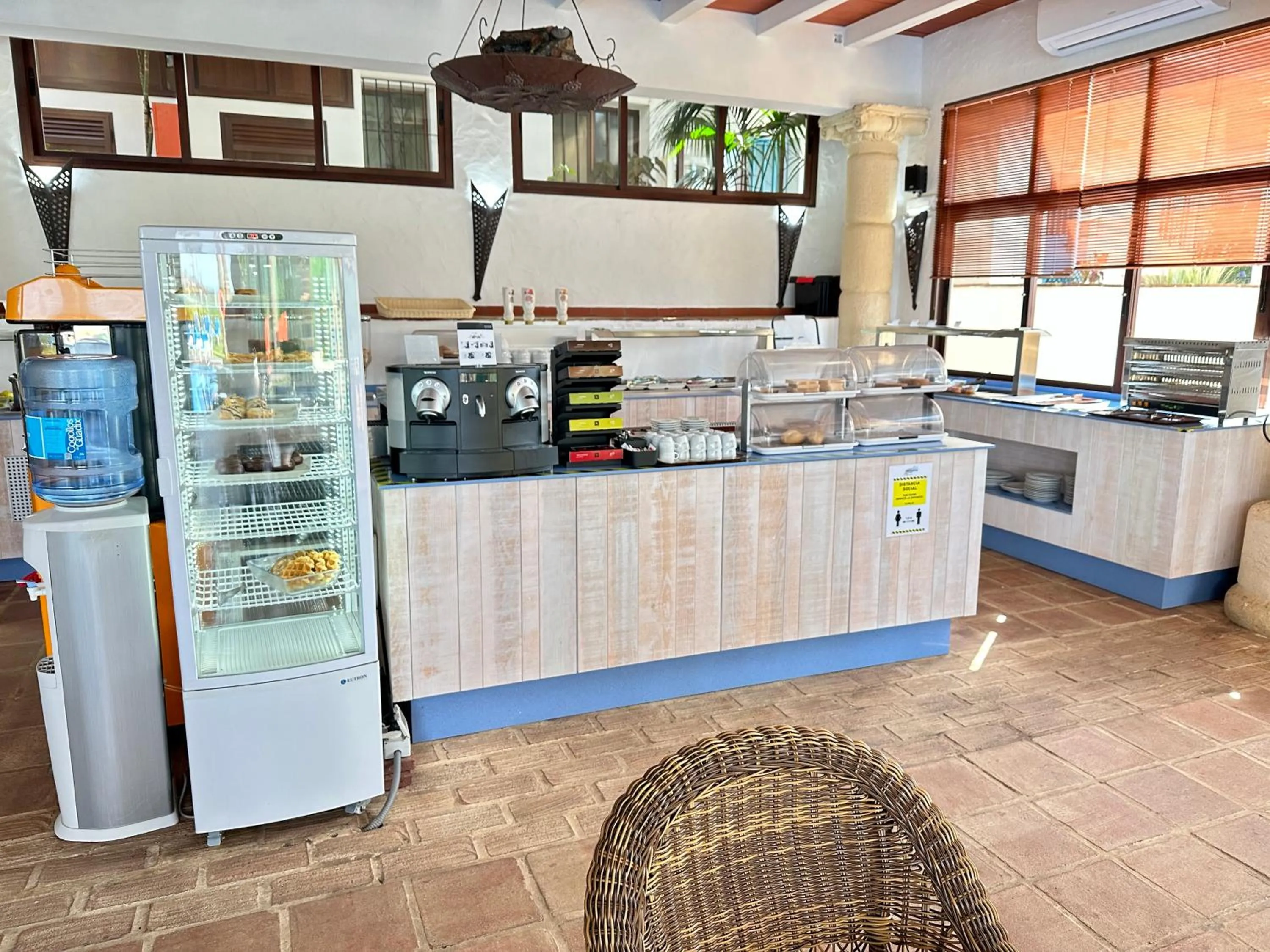 Restaurant/places to eat in Dulce Nombre Hotel - Apartamentos