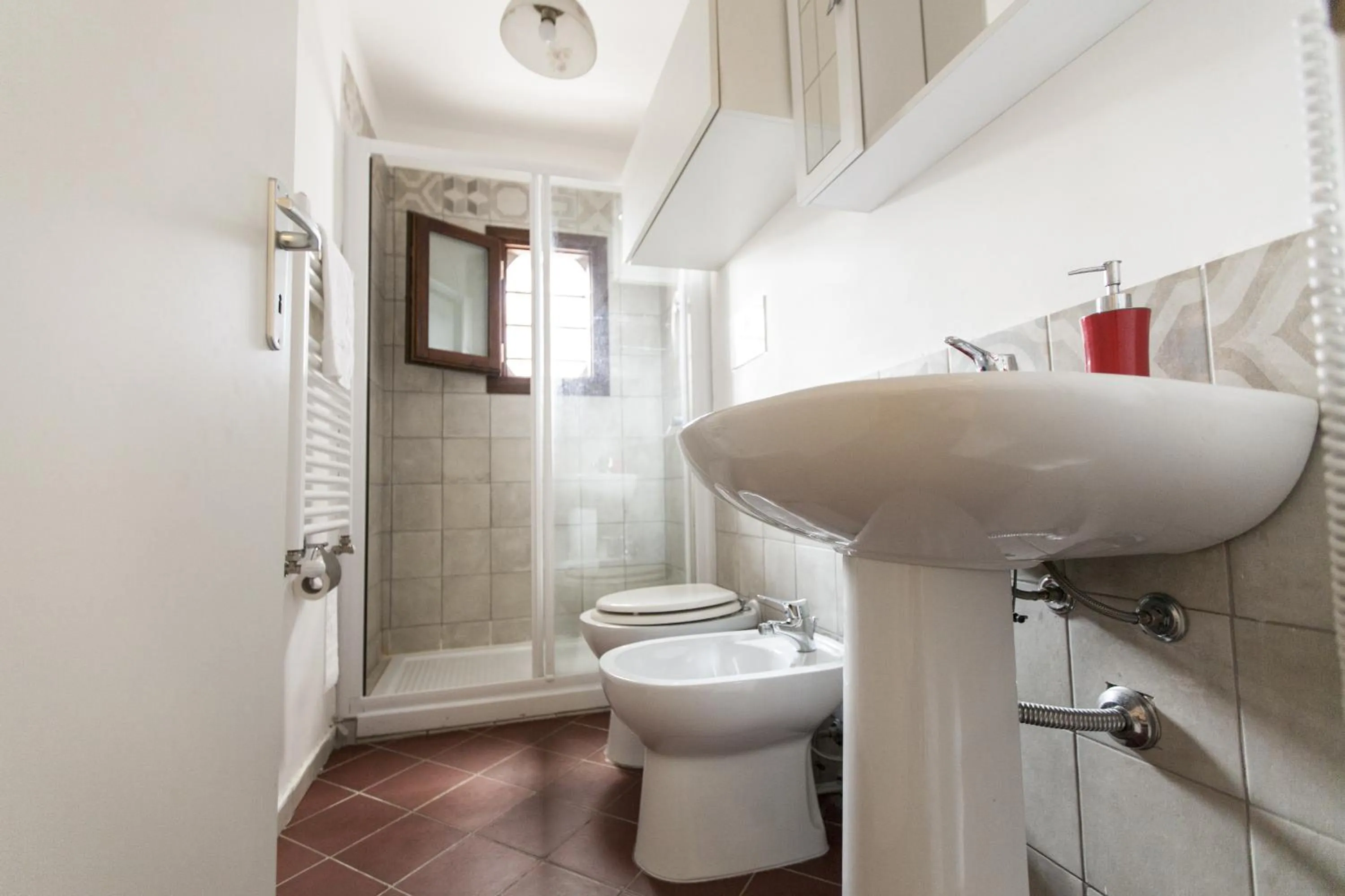 Shower in B&B del Massimo