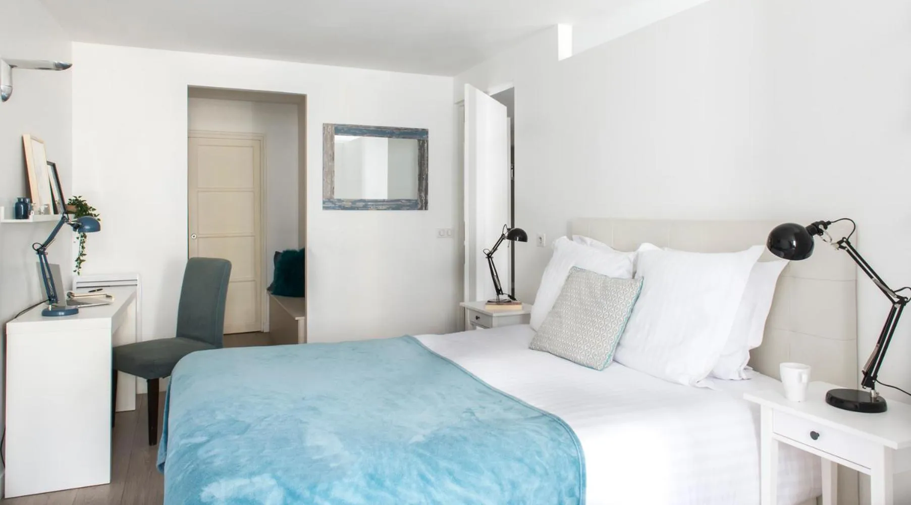 Bed in Appartements - Le Logis Versaillais