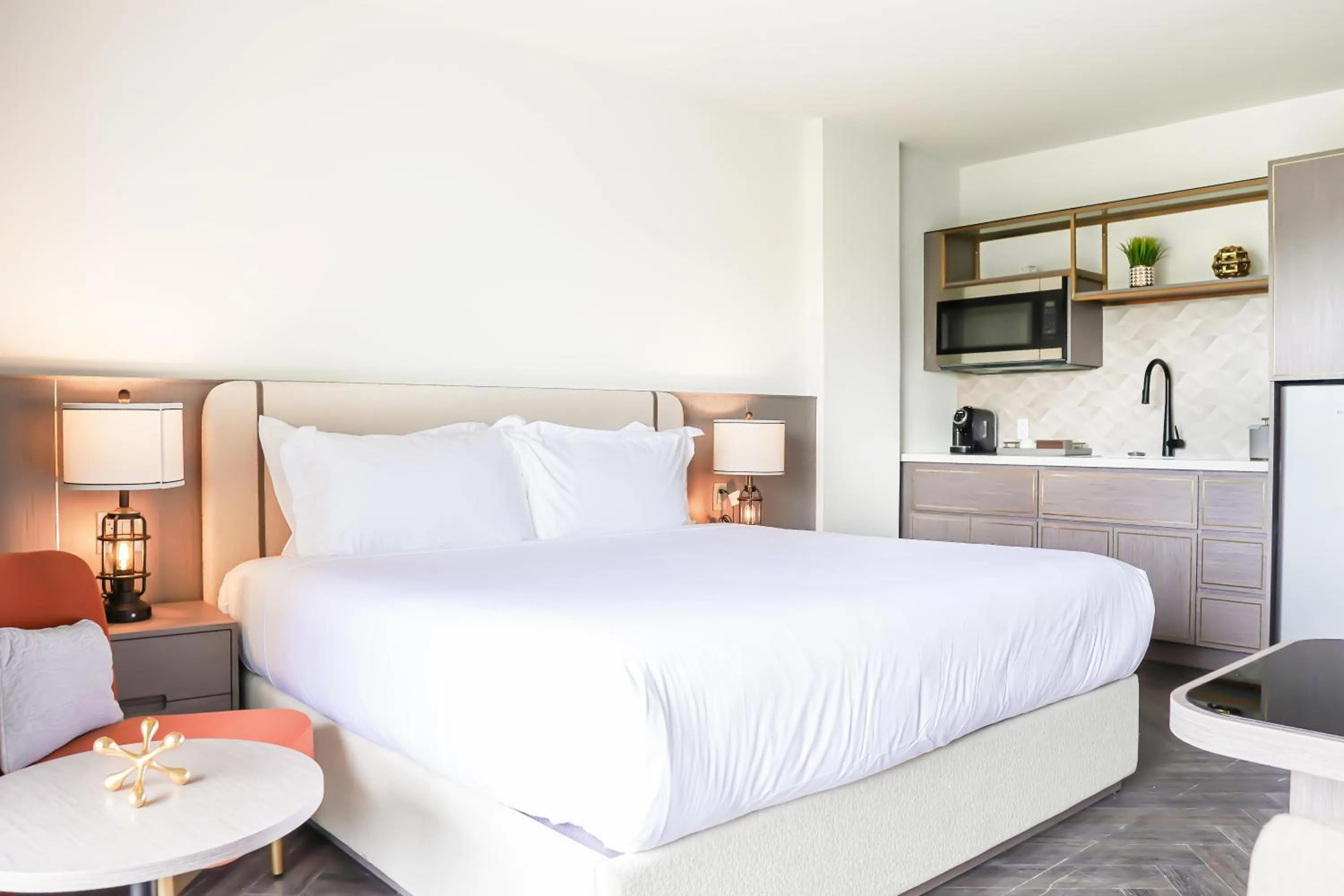 Bed in Barley House Hotel, Trademark Collection by Wyndham