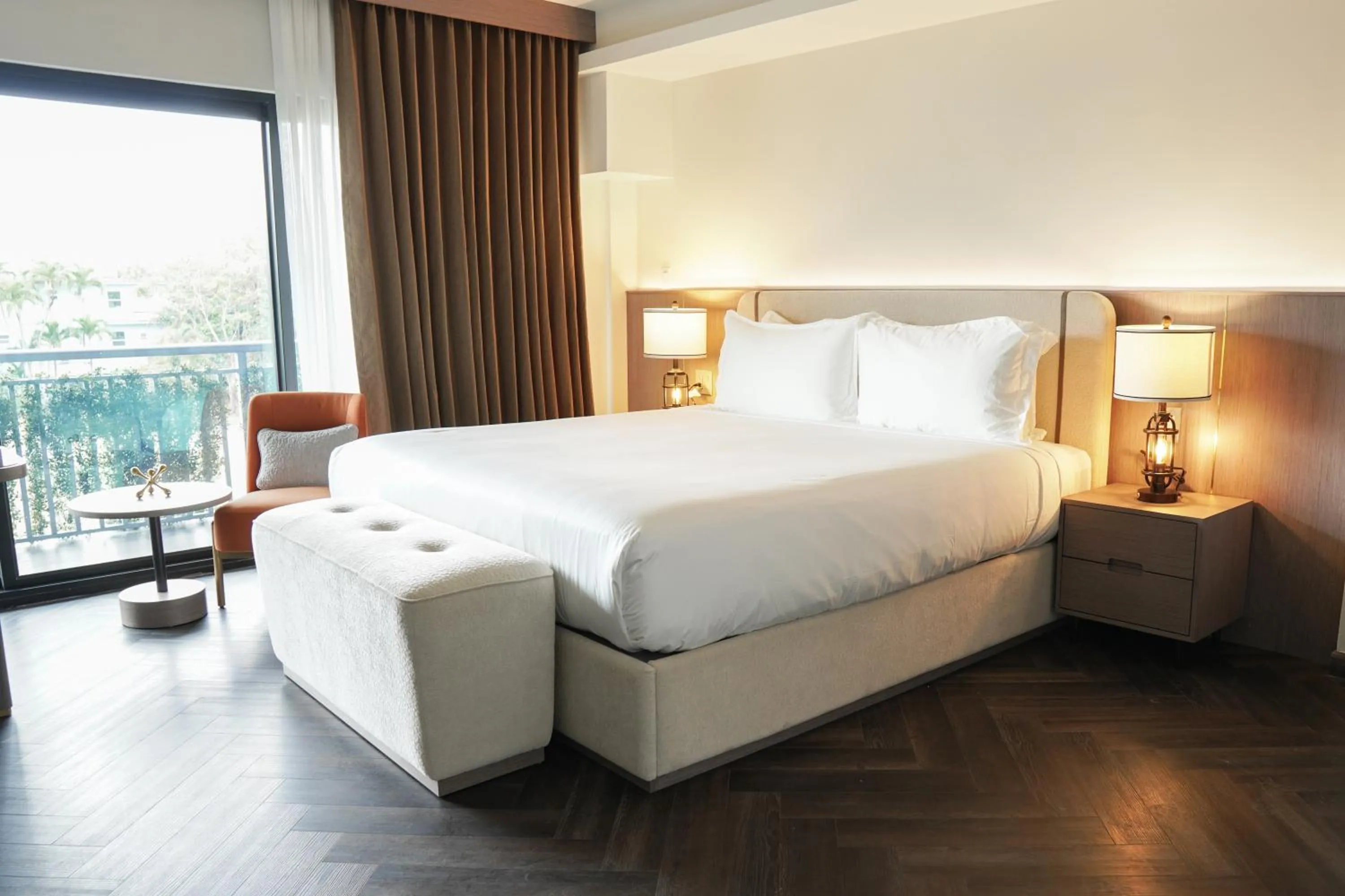 Guests, Bed in Barley House Hotel, Trademark Collection by Wyndham