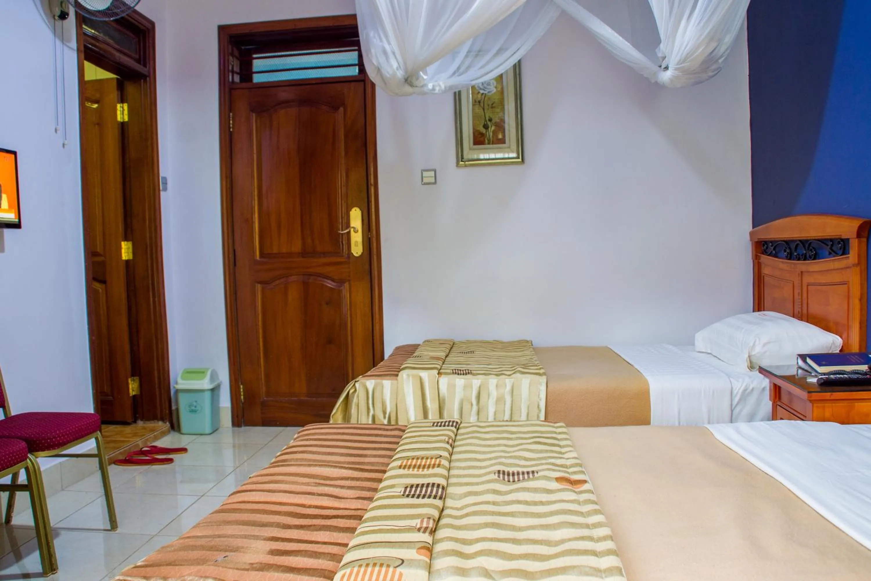 Bedroom in Landmark View Hotel