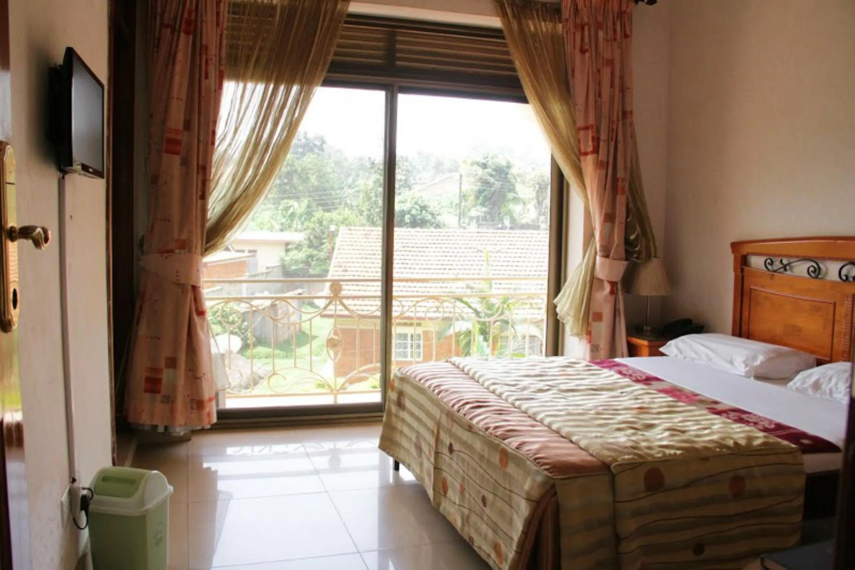 Bedroom in Landmark View Hotel