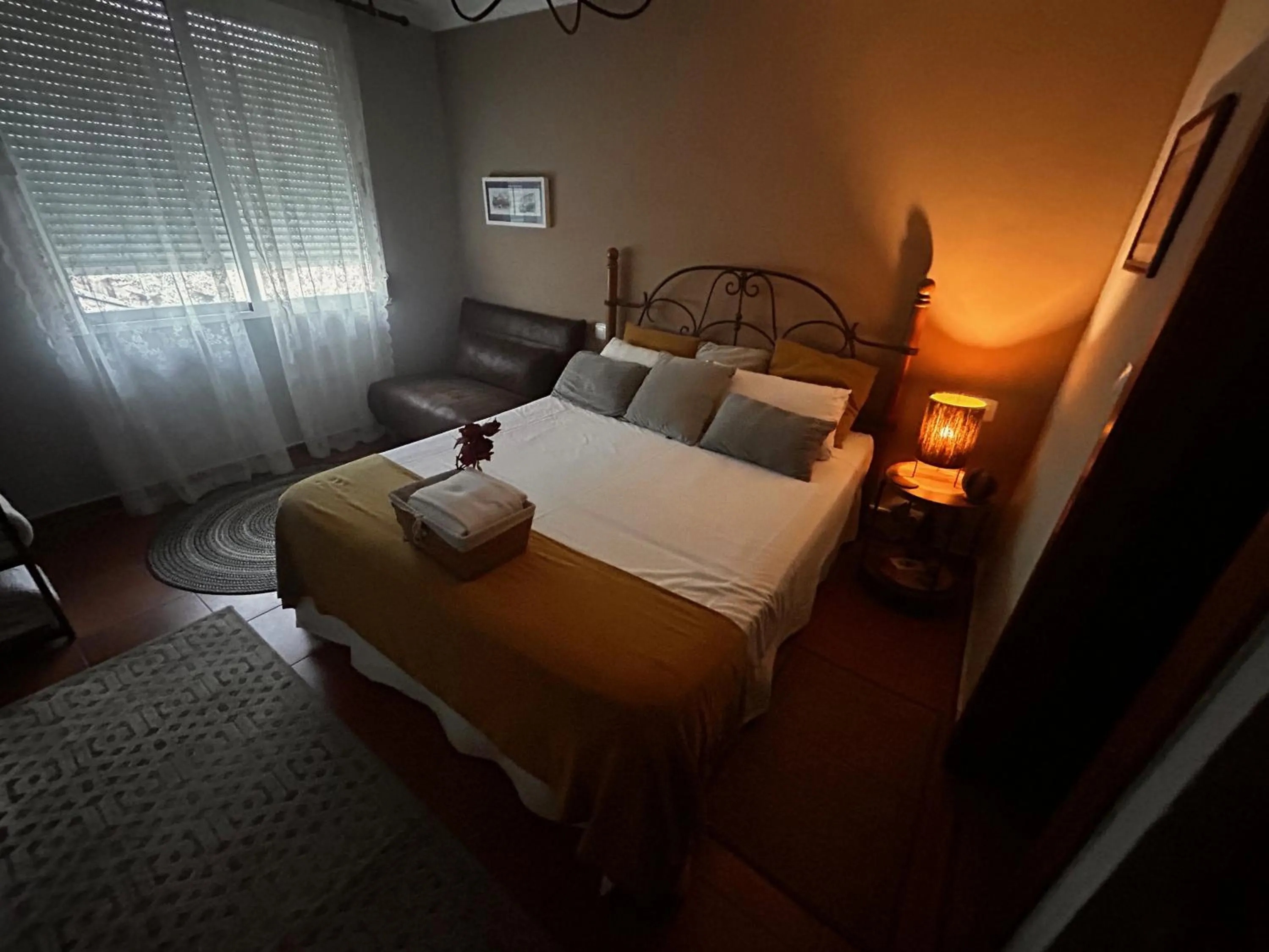 Triple Room with Private Bathroom - single occupancy in Hostal Casa San Nicolas