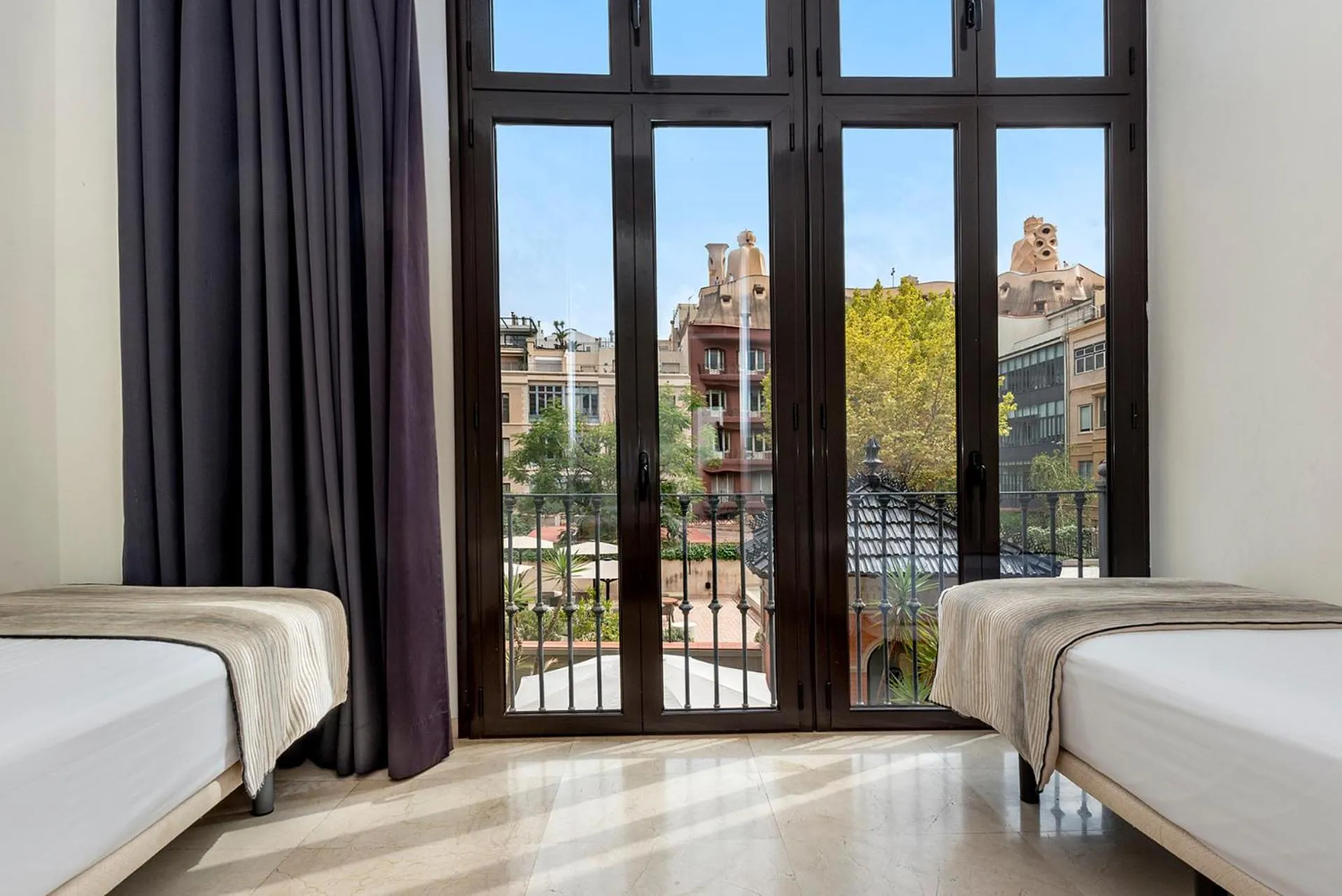 Photo of the whole room, Bed in Limonaia