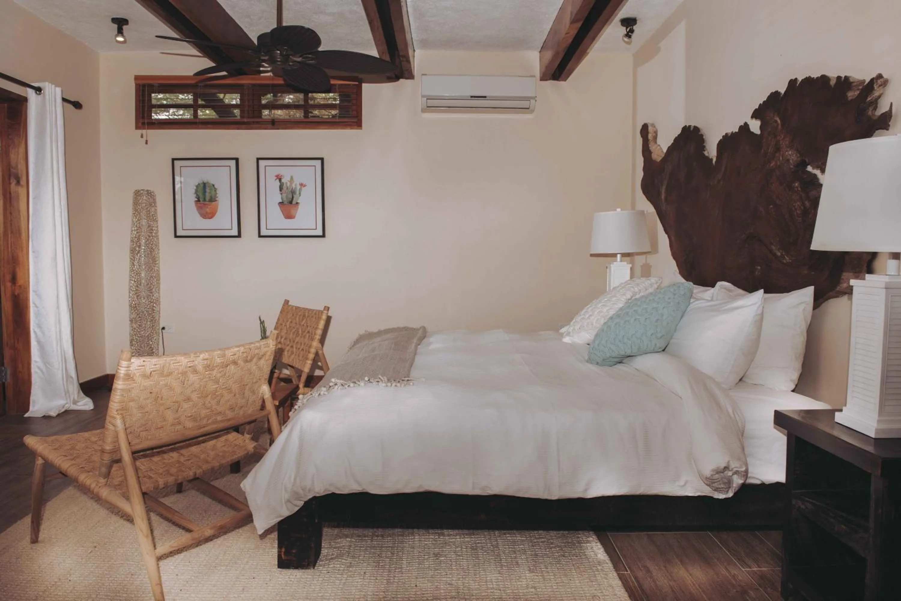 Living room, Bed in Sansara Surf Yoga & Resort