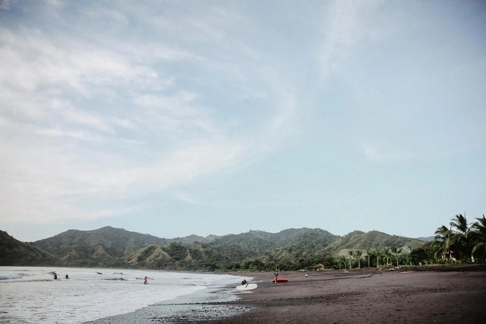 Beach in Sansara Surf Yoga & Resort