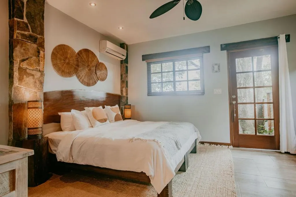 Photo of the whole room, Bed in Sansara Surf Yoga & Resort