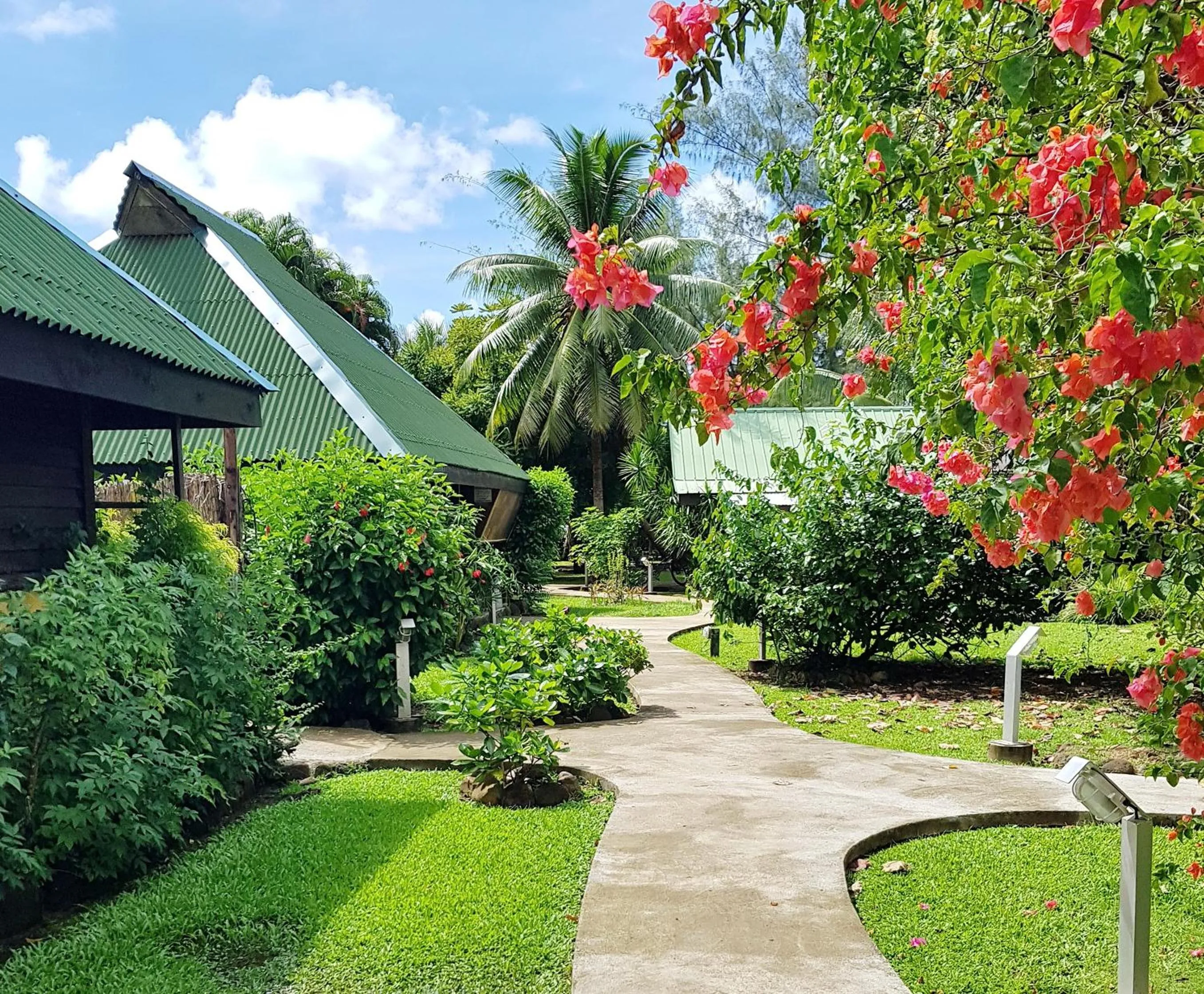 Garden in Pension Les Trois Cascades
