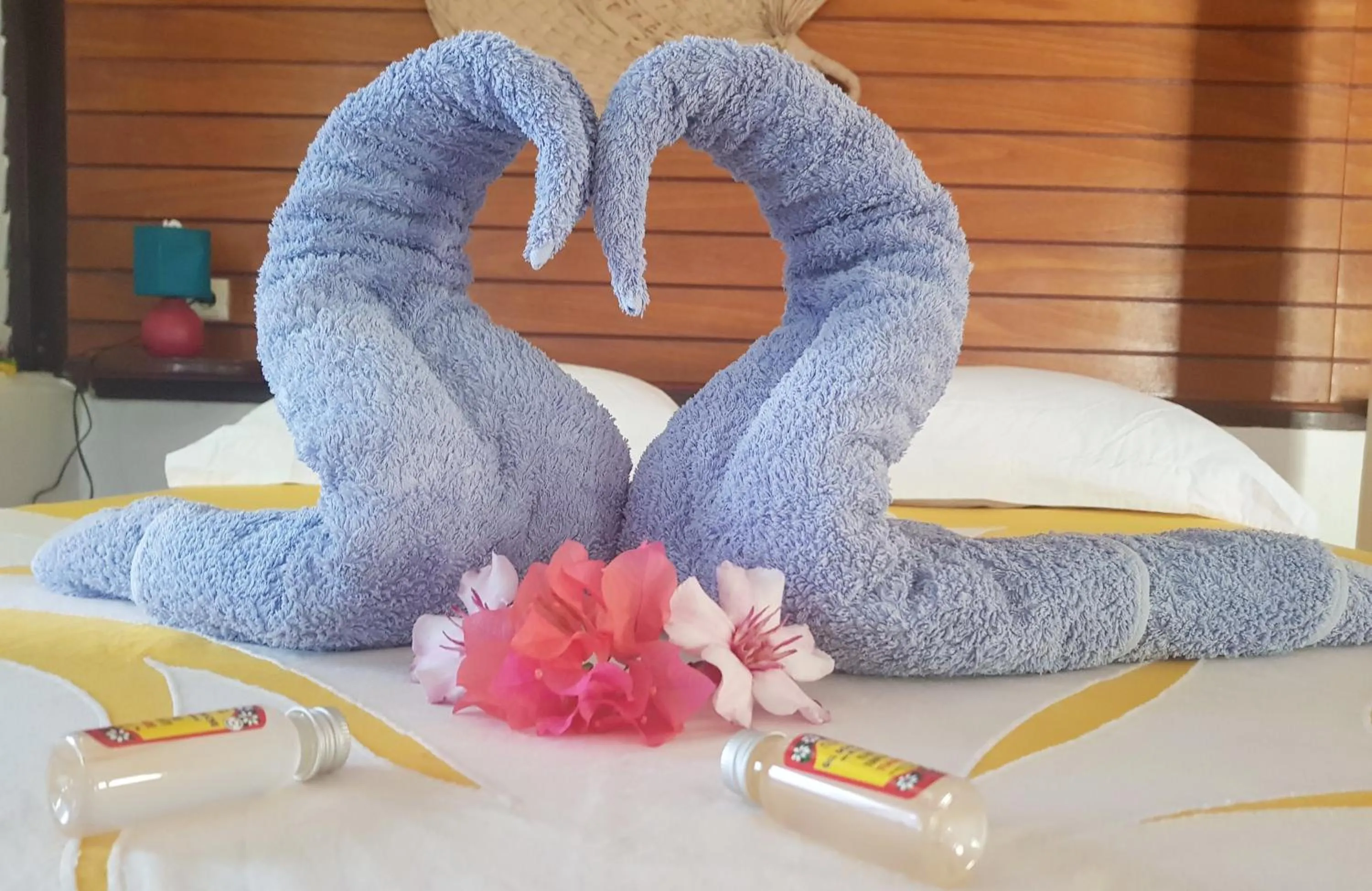 Decorative detail, Bed in Pension Les Trois Cascades