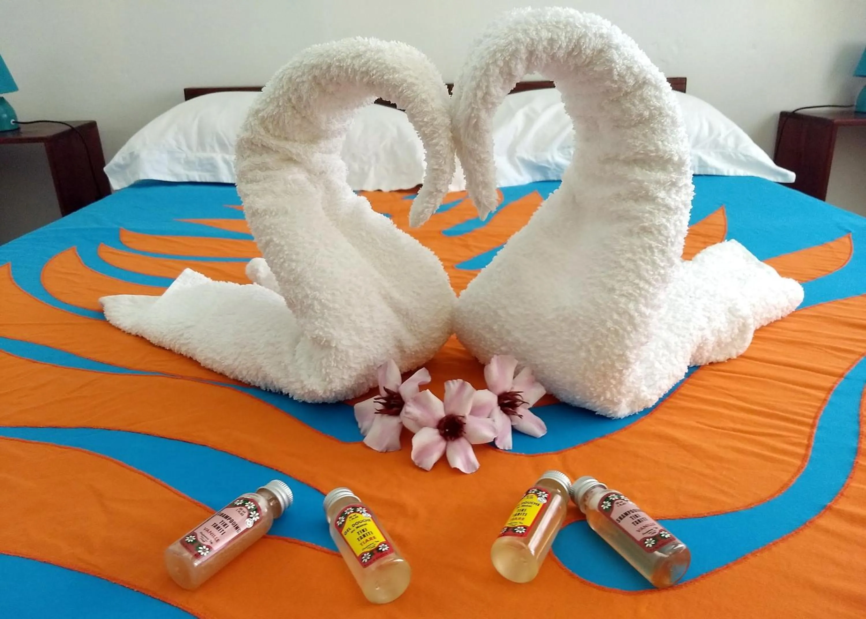 Decorative detail, Bed in Pension Les Trois Cascades