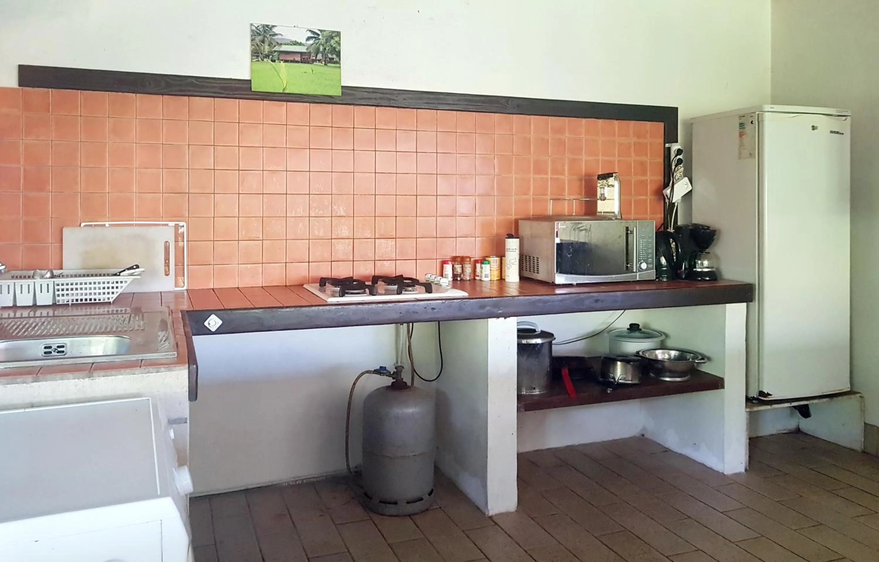 Kitchen or kitchenette in Pension Les Trois Cascades