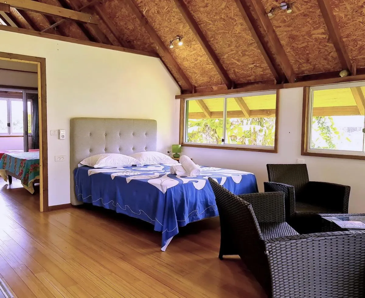 Bed in Pension Les Trois Cascades