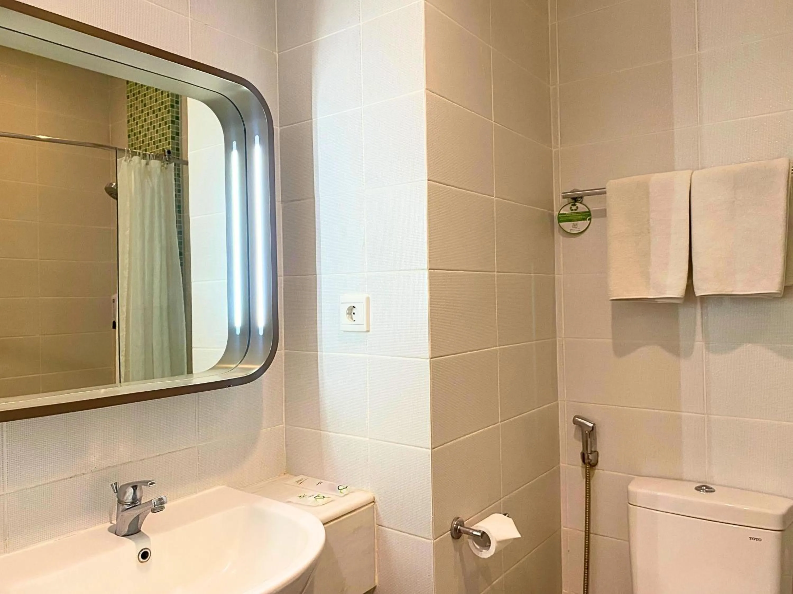 Zest Jemursari by Swiss-Belhotel International