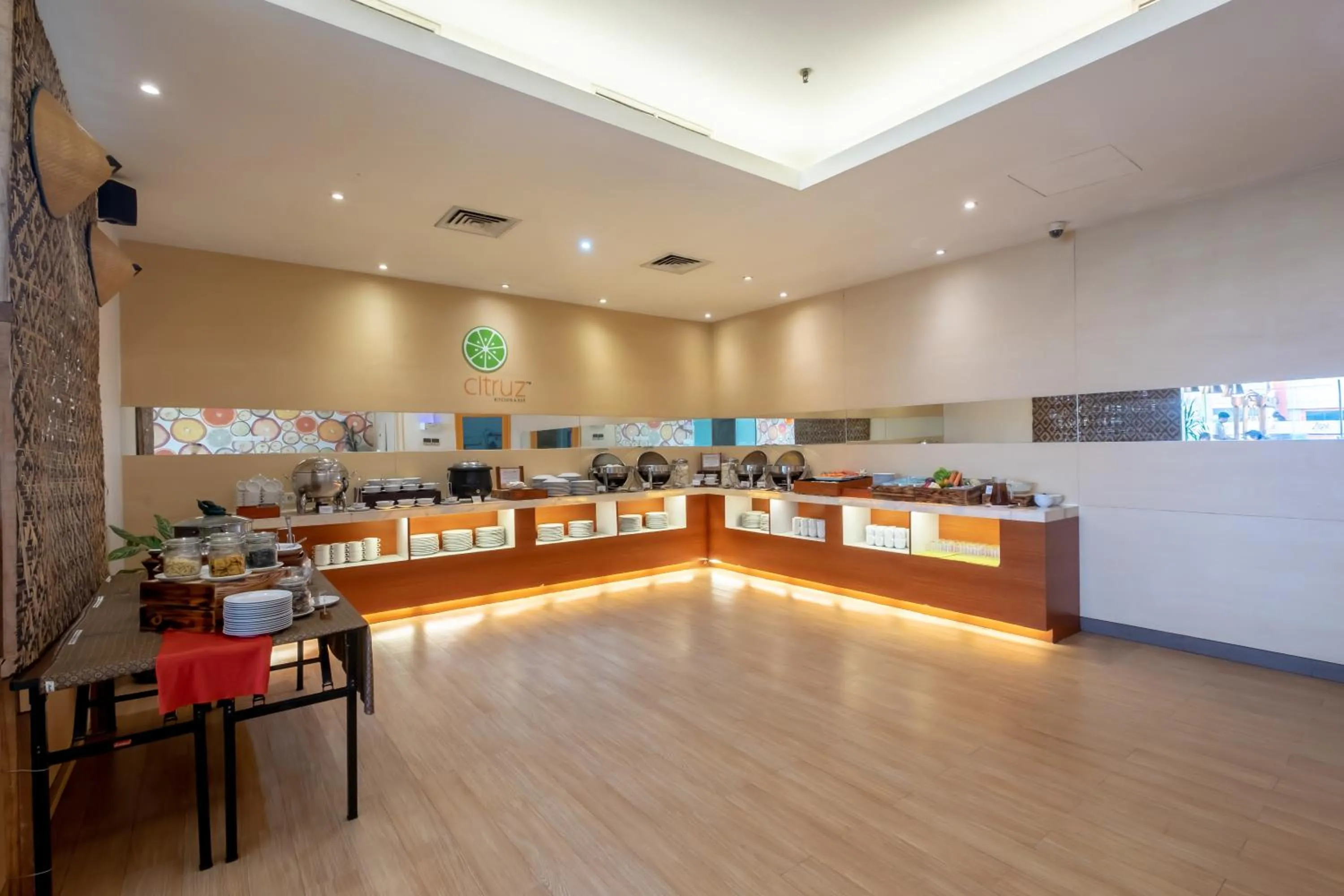 Zest Jemursari by Swiss-Belhotel International