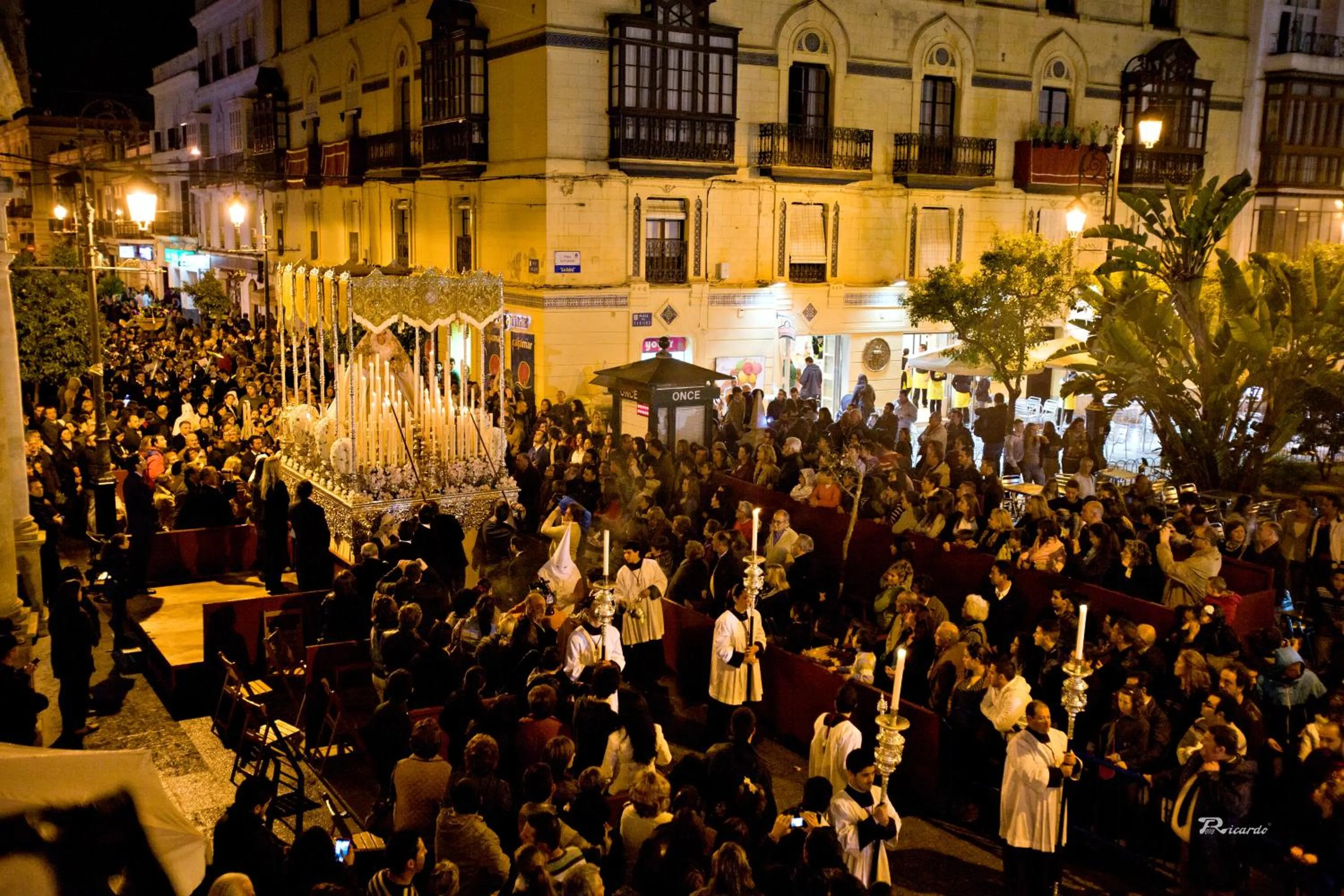 People in Hotel Barrameda