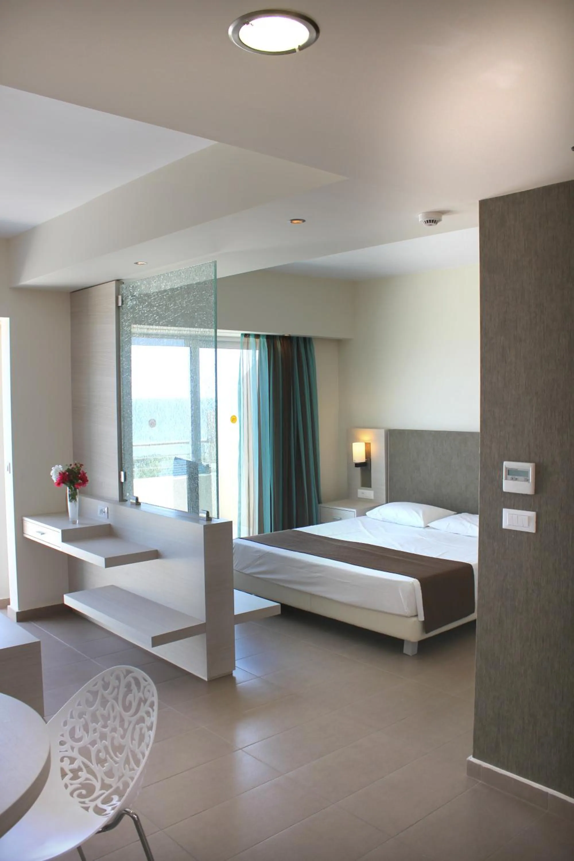 Photo of the whole room, Bed in Sea Melody Beach Hotel Apartments