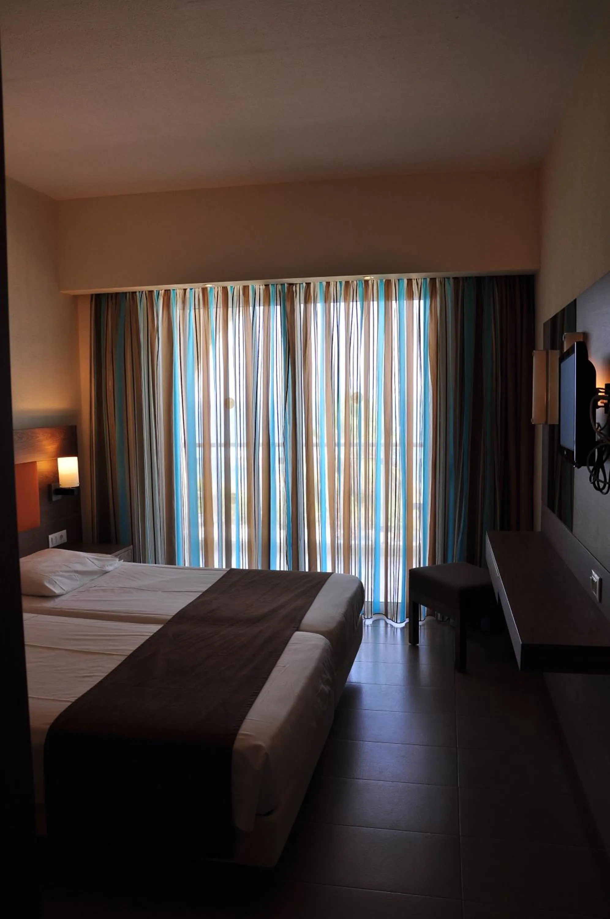 Bedroom, Bed in Sea Melody Beach Hotel Apartments