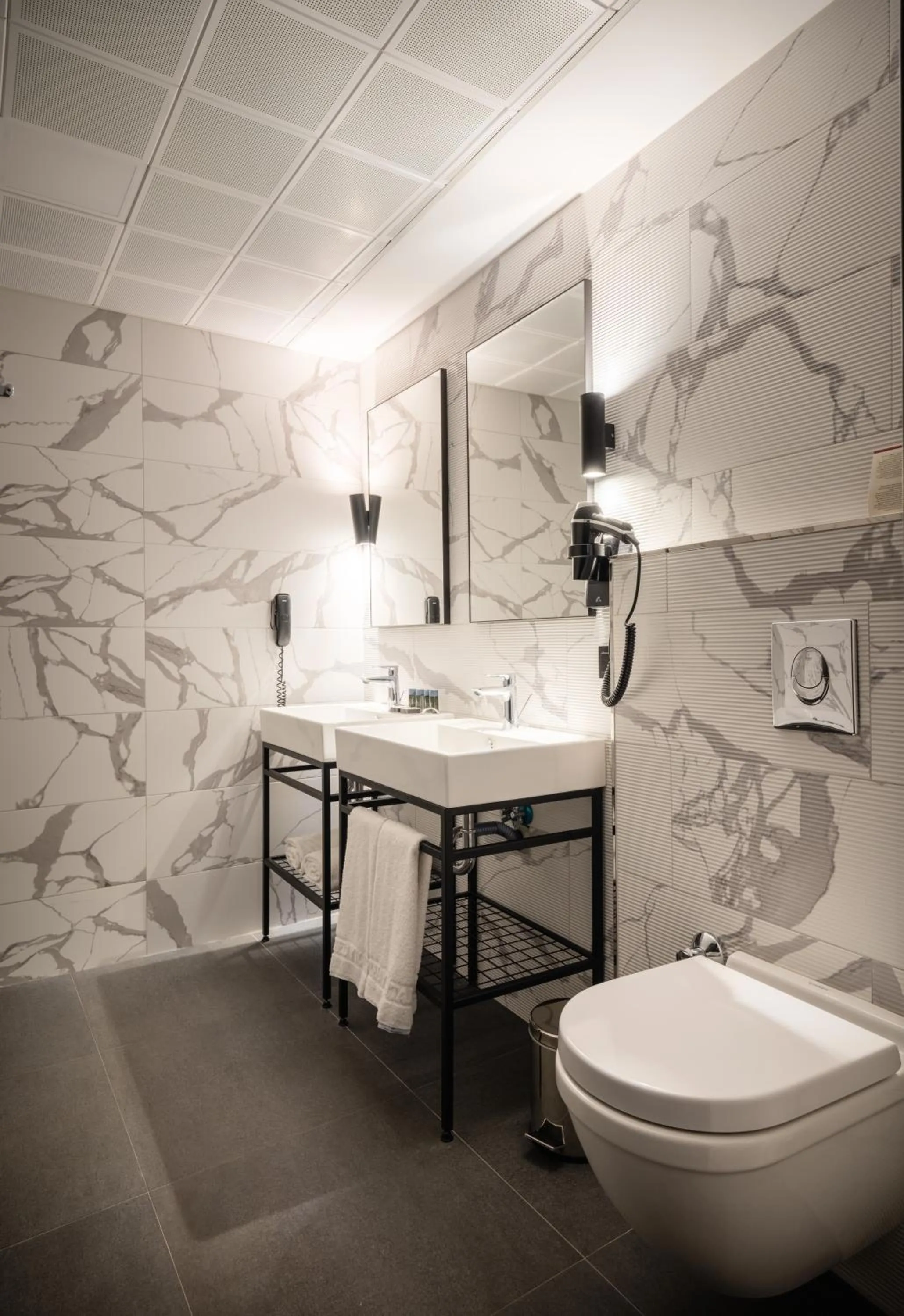 Bathroom in Hotel Yigitalp Istanbul