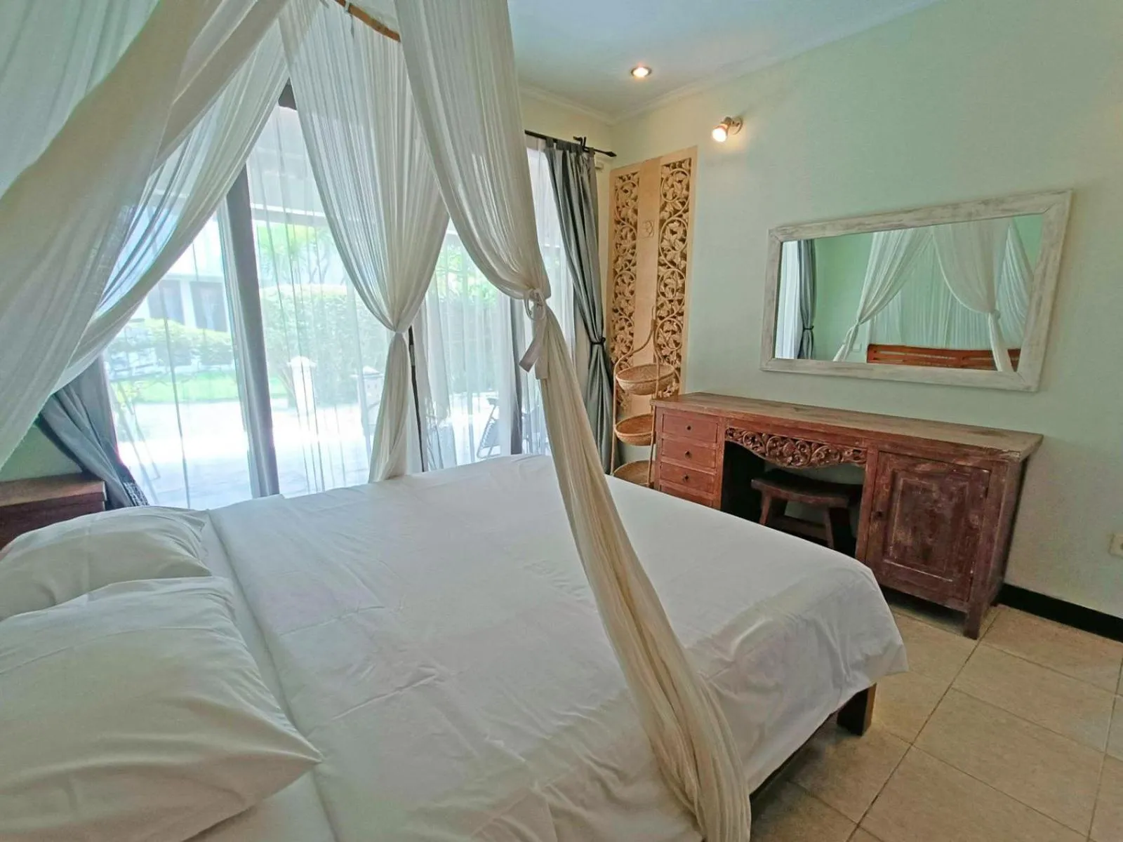 Bedroom, Bed in Sayang Taman Villas