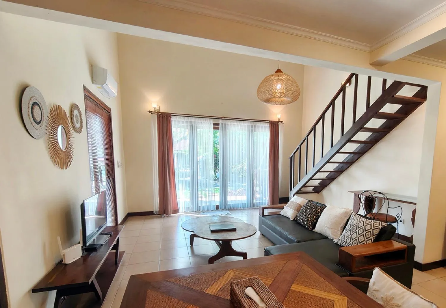 TV and multimedia in Sayang Taman Villas