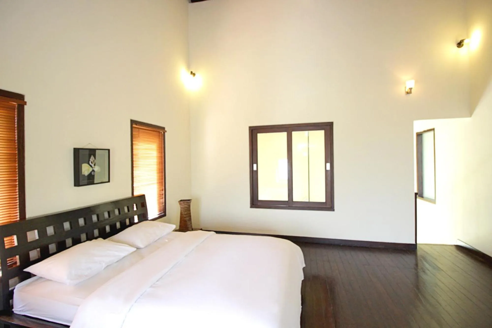 Bed in Sayang Taman Villas