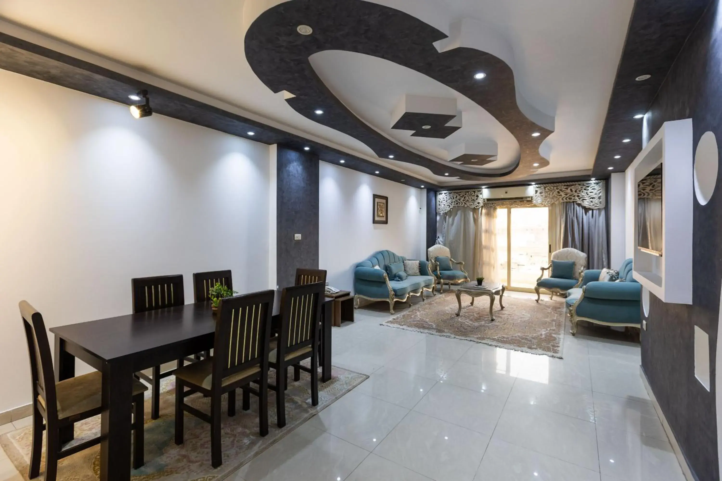 Three-Bedroom Apartment with Mountain View in Pyramids Yard Hotel Three-Bedroom Apartment with Mountain View in Pyramids Yard Hotel