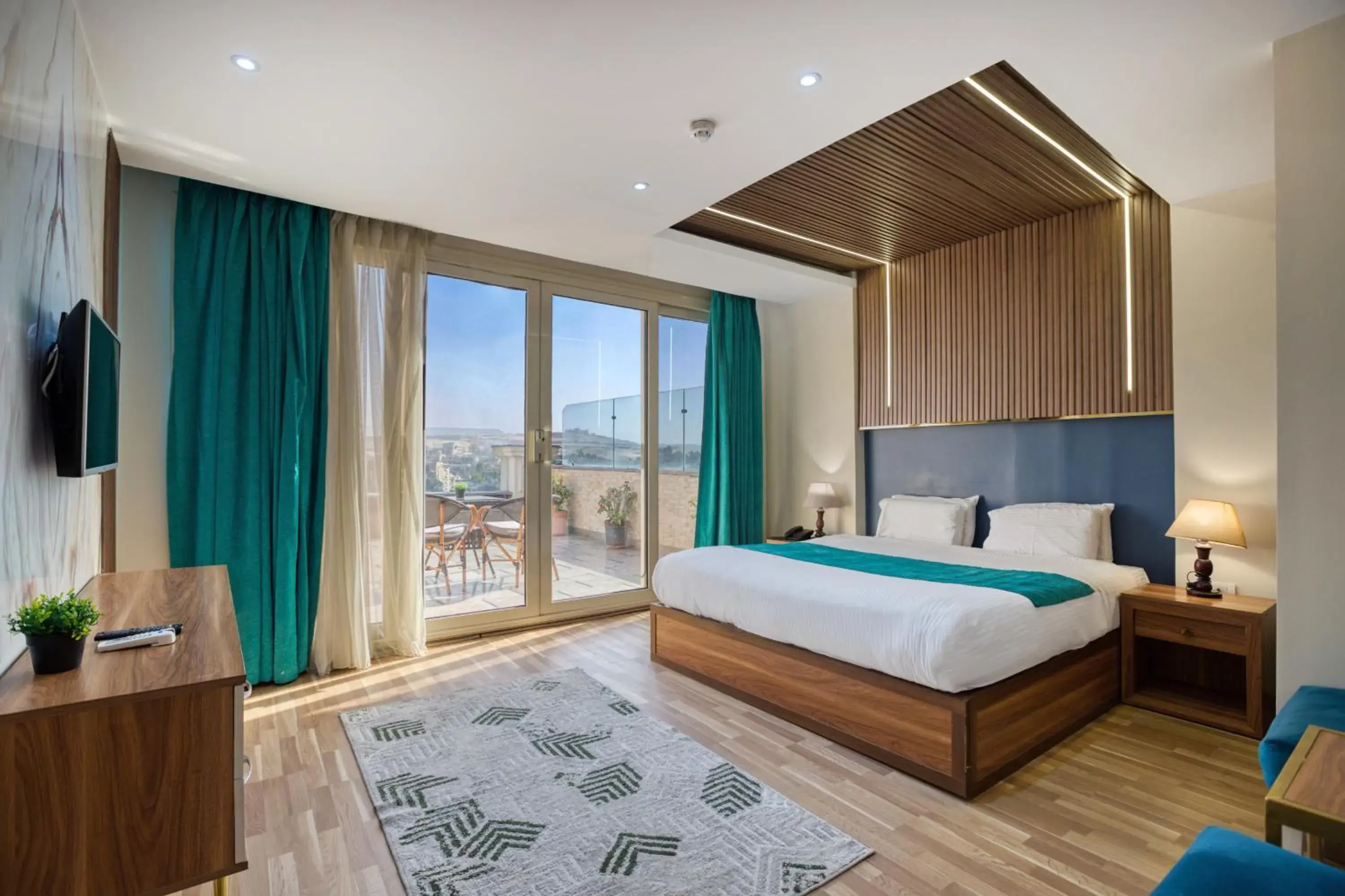 Deluxe Double Room with Balcony in Pyramids Yard Hotel Deluxe Double Room with Balcony in Pyramids Yard Hotel