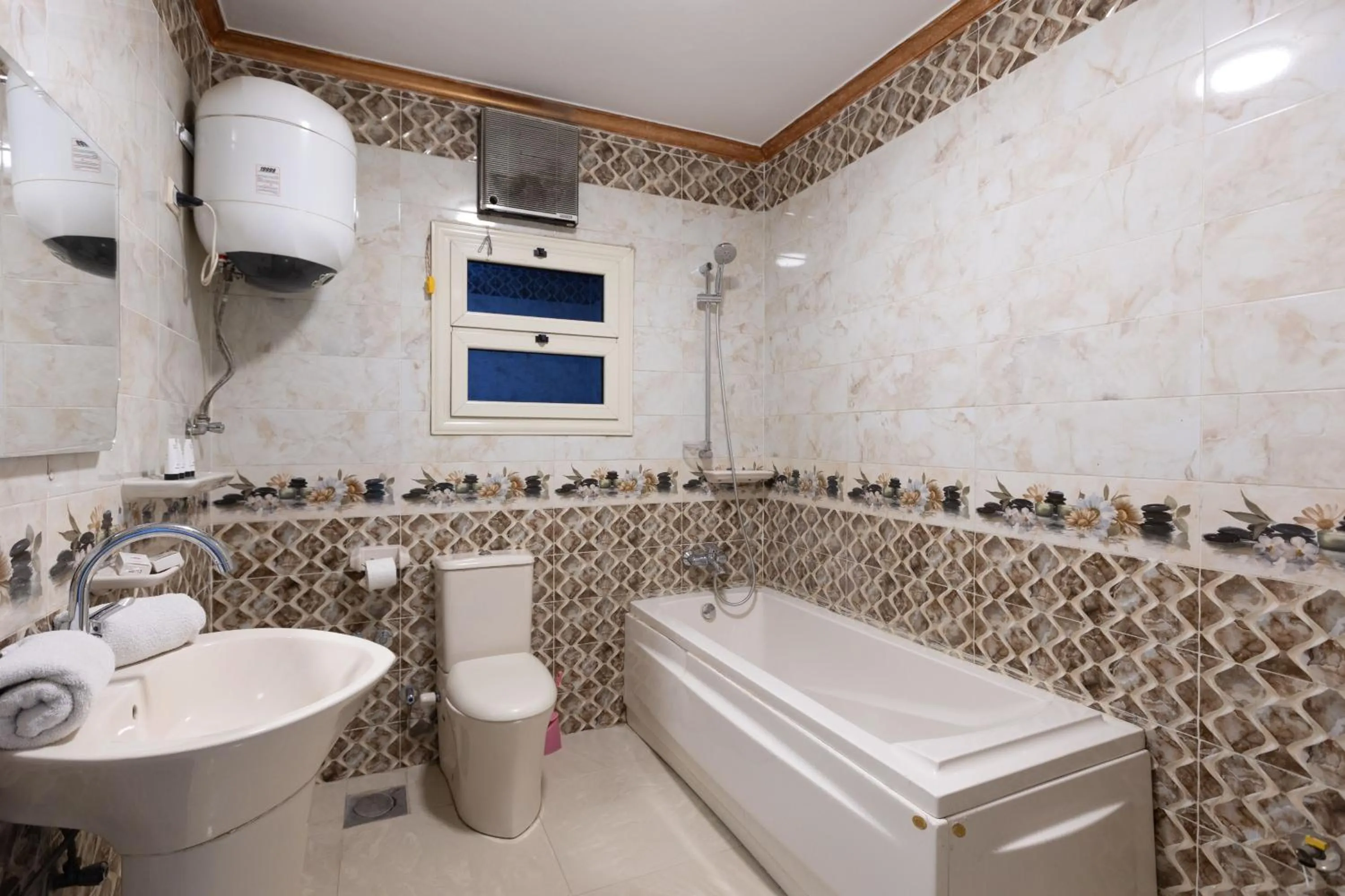 Bathroom in Pyramids Yard Hotel