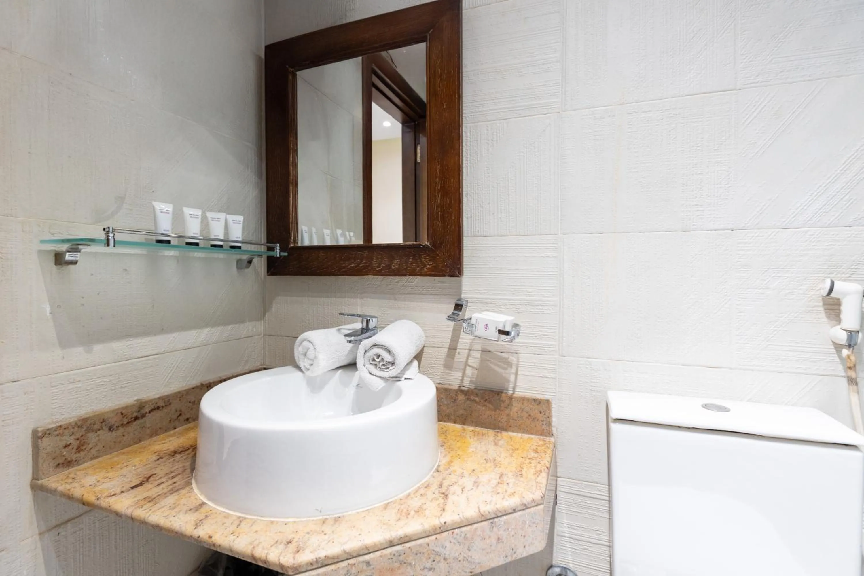 Bathroom in Pyramids Yard Hotel