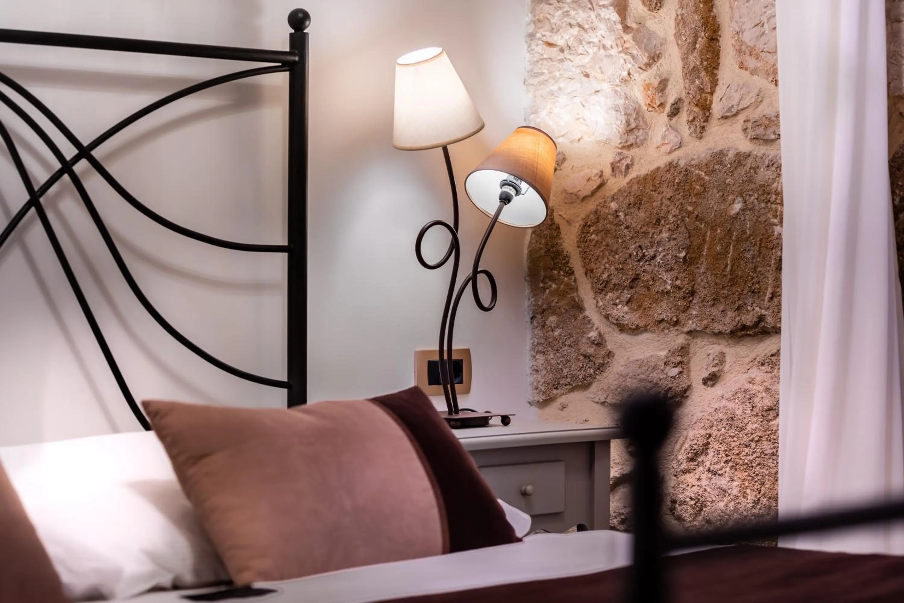 Bed in Hotel Heritage Forza