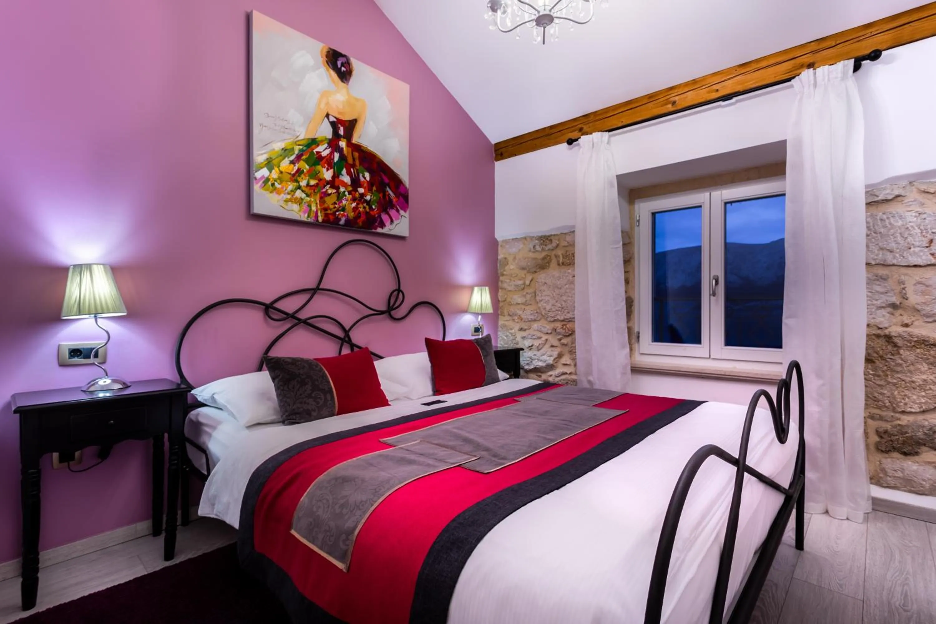 Bed in Hotel Heritage Forza