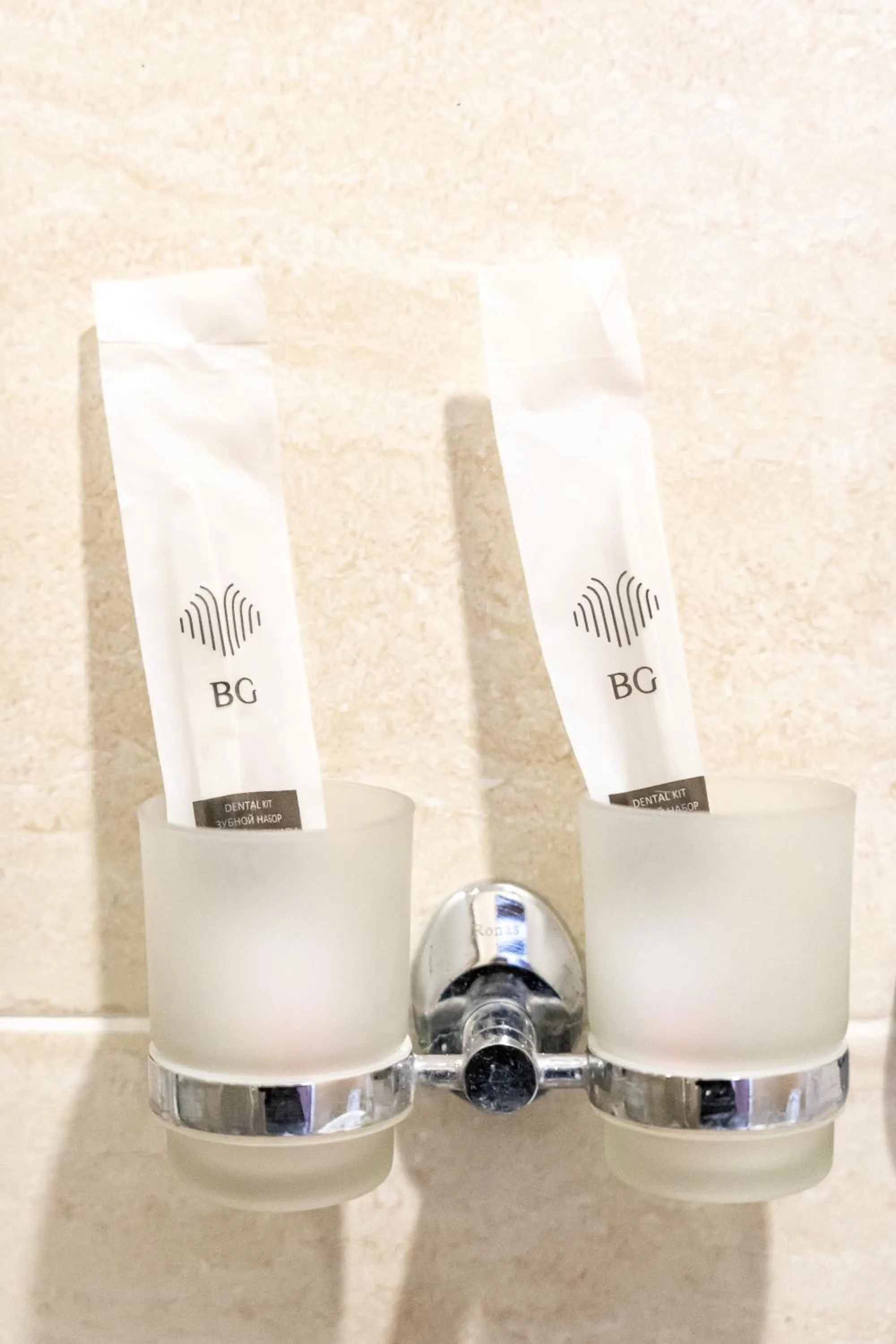 Shower in MILDOM Express