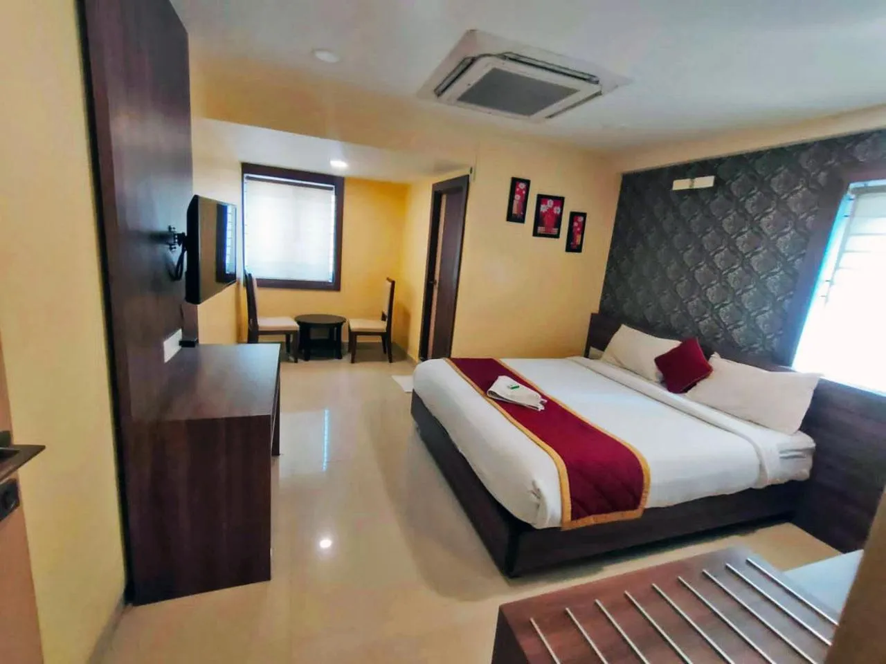 Bedroom in G Comforts Electronics City