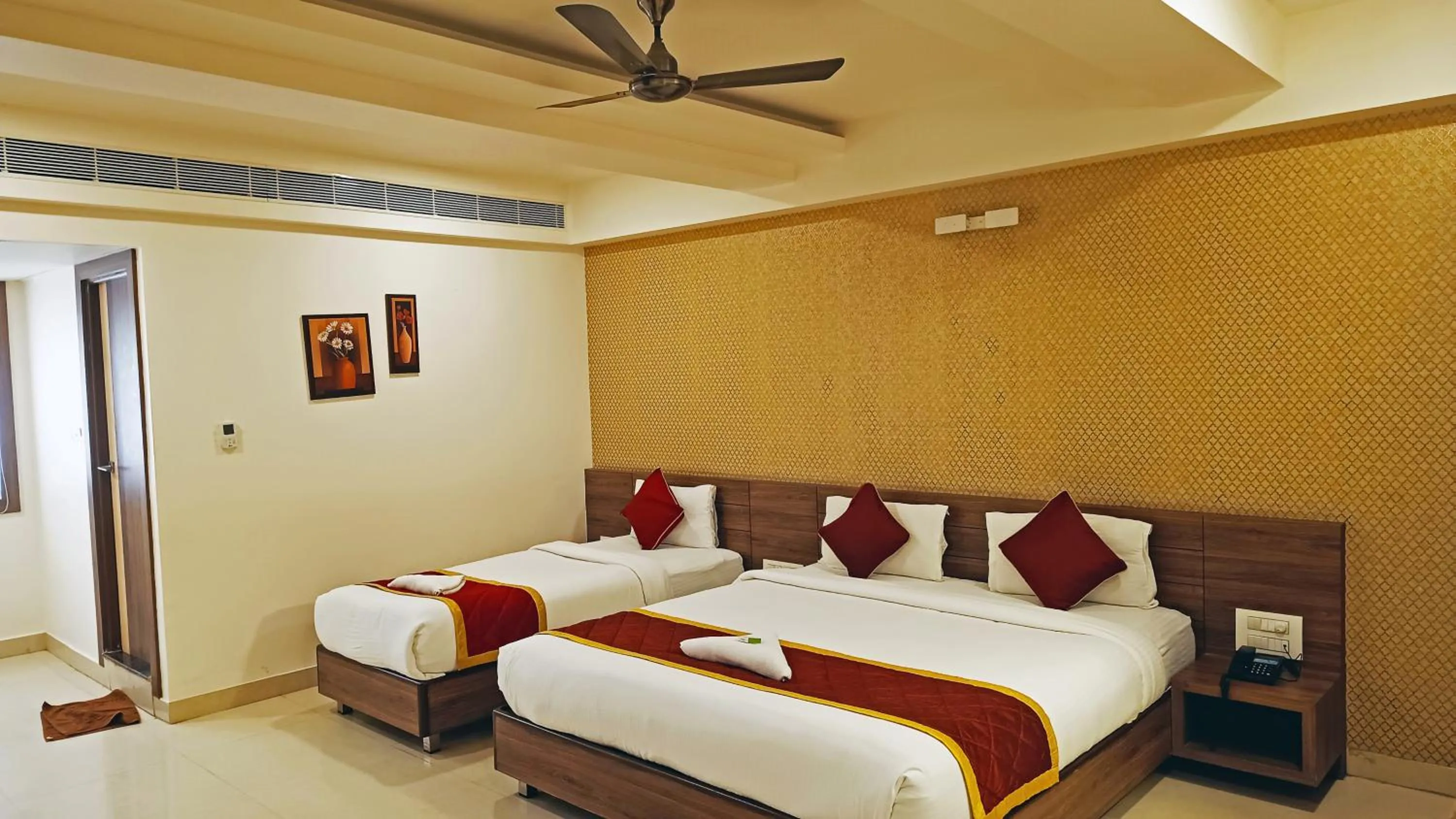 Bedroom in G Comforts Electronics City