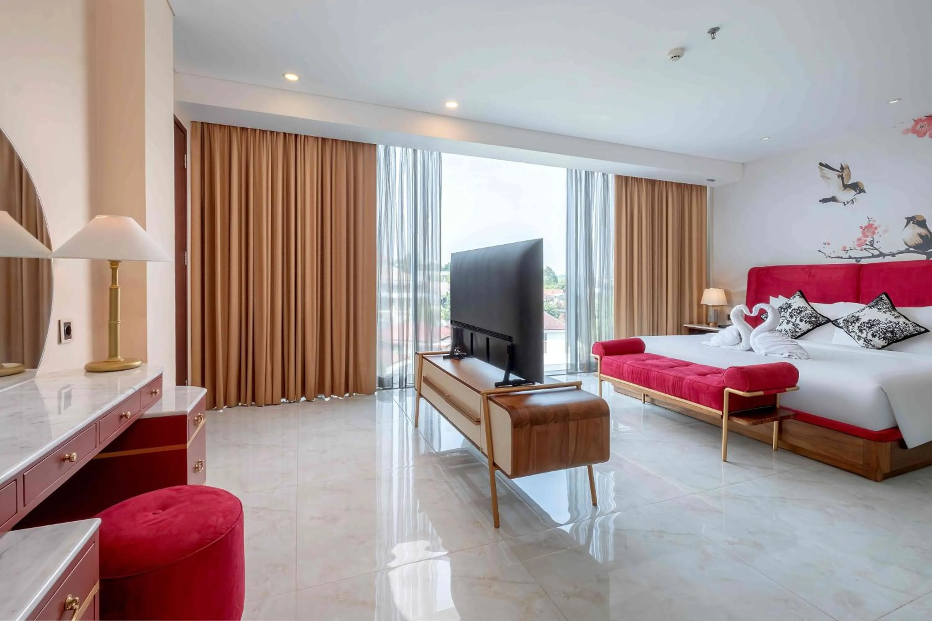 Bedroom, Bed in Grand Edge Hotel Semarang