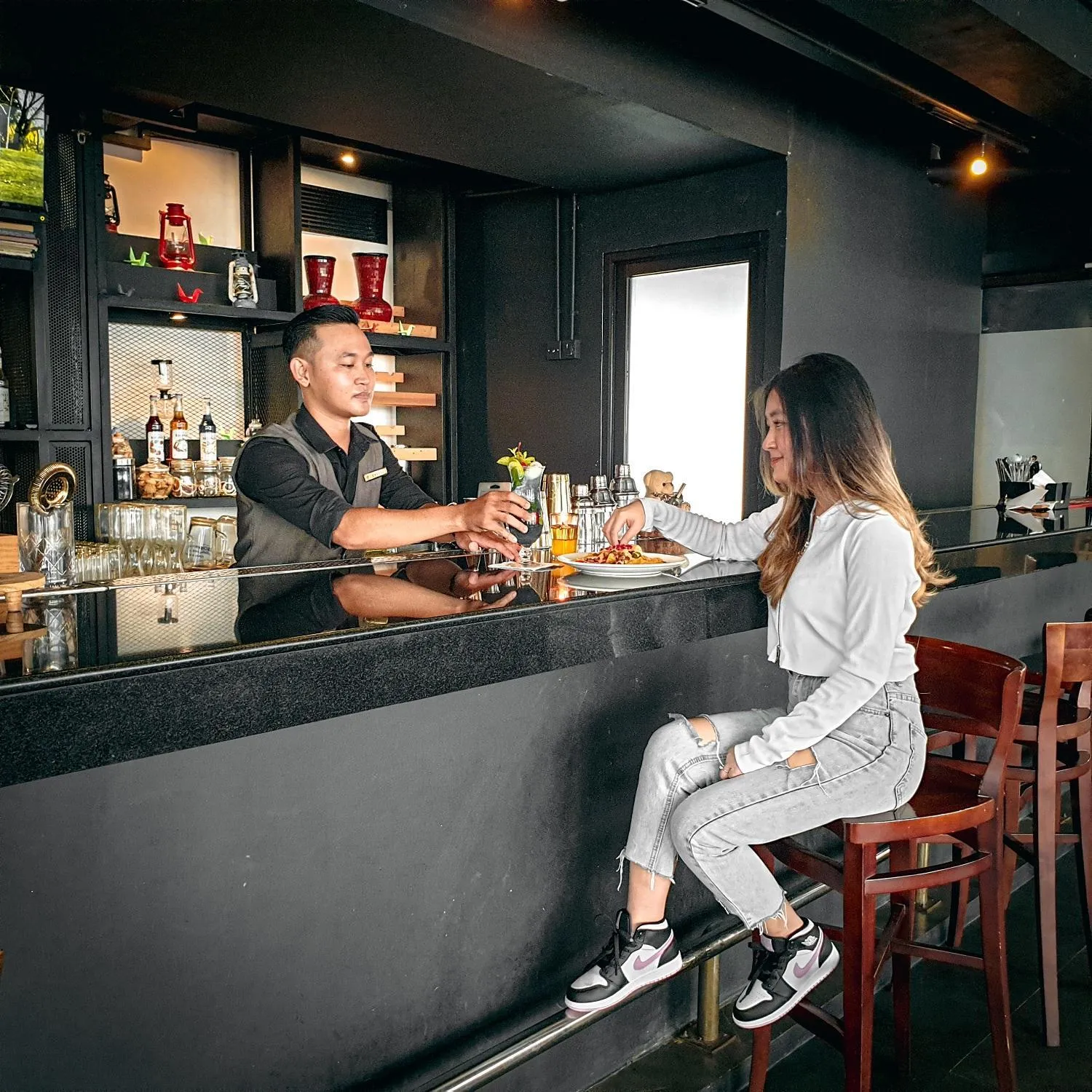 Restaurant/places to eat in Grand Edge Hotel Semarang