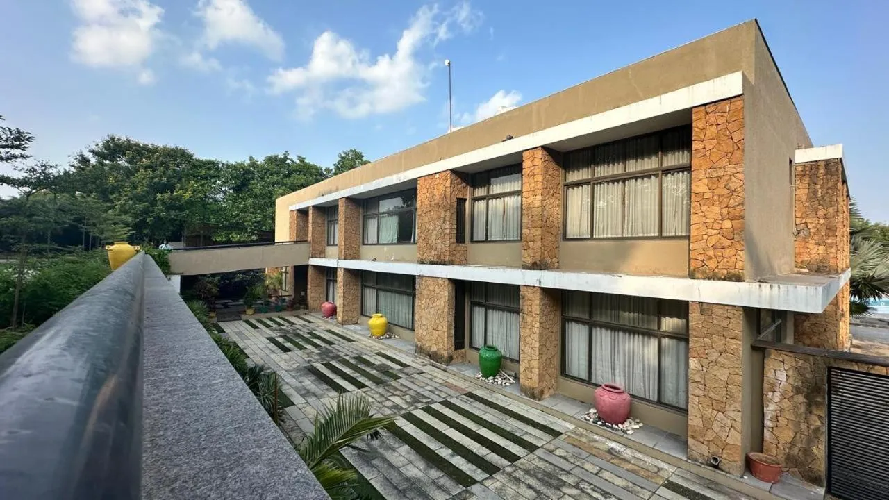 Property building in Bansari Greens Resort