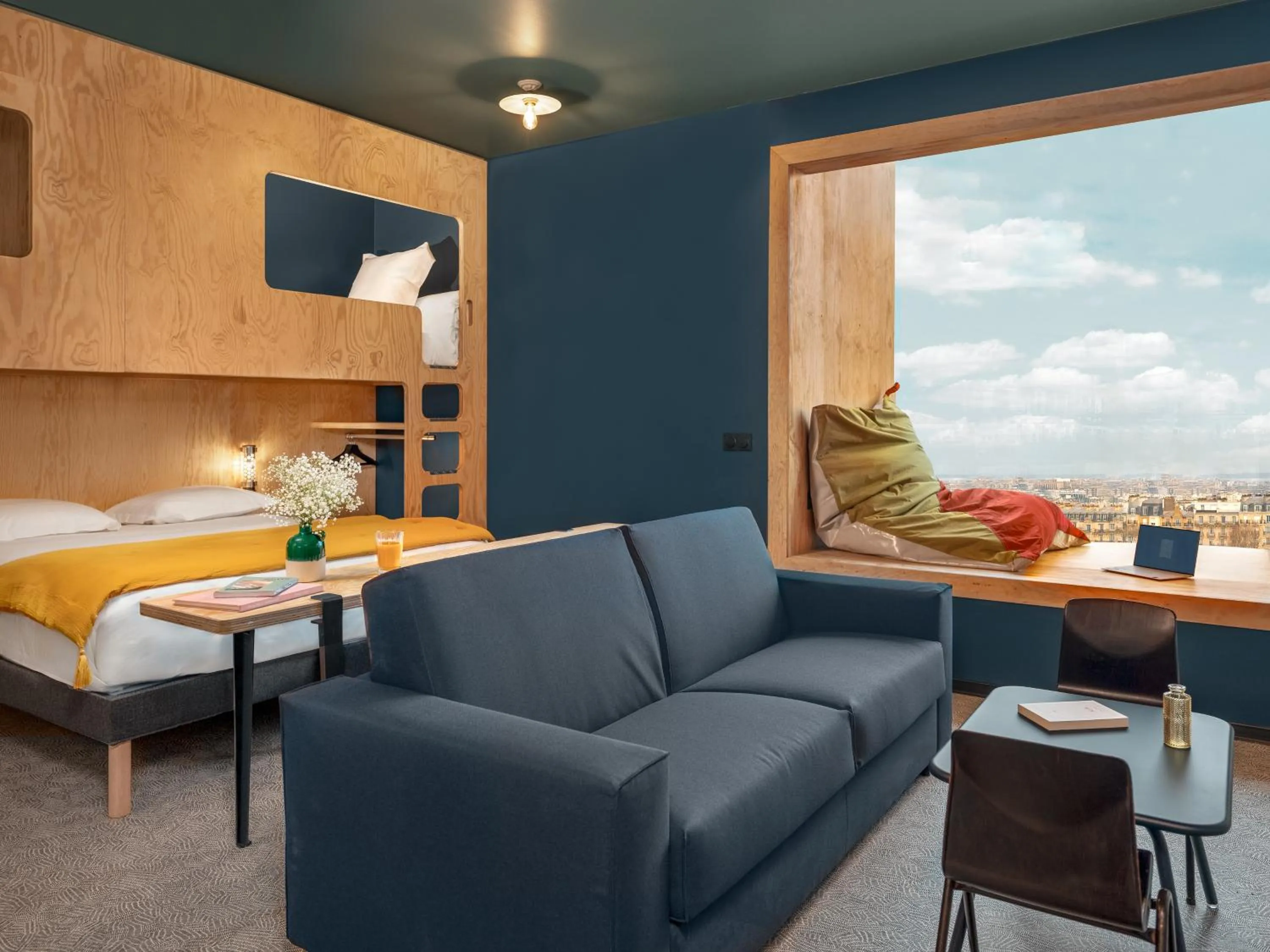 Bedroom, Bed in Eklo Hotels Nantes Centre - Île de Nantes