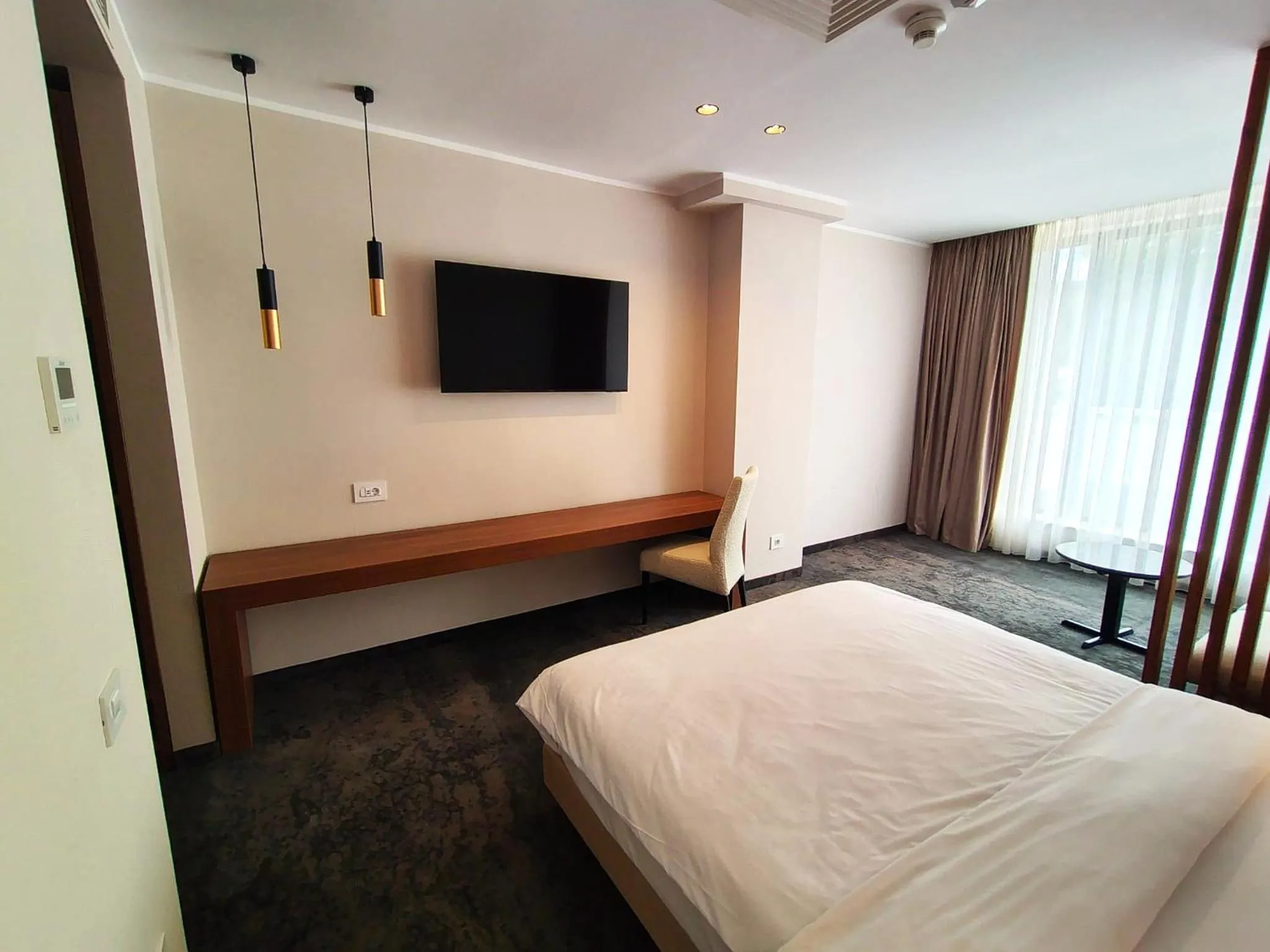 TV and multimedia, Bed in Embassy Romana