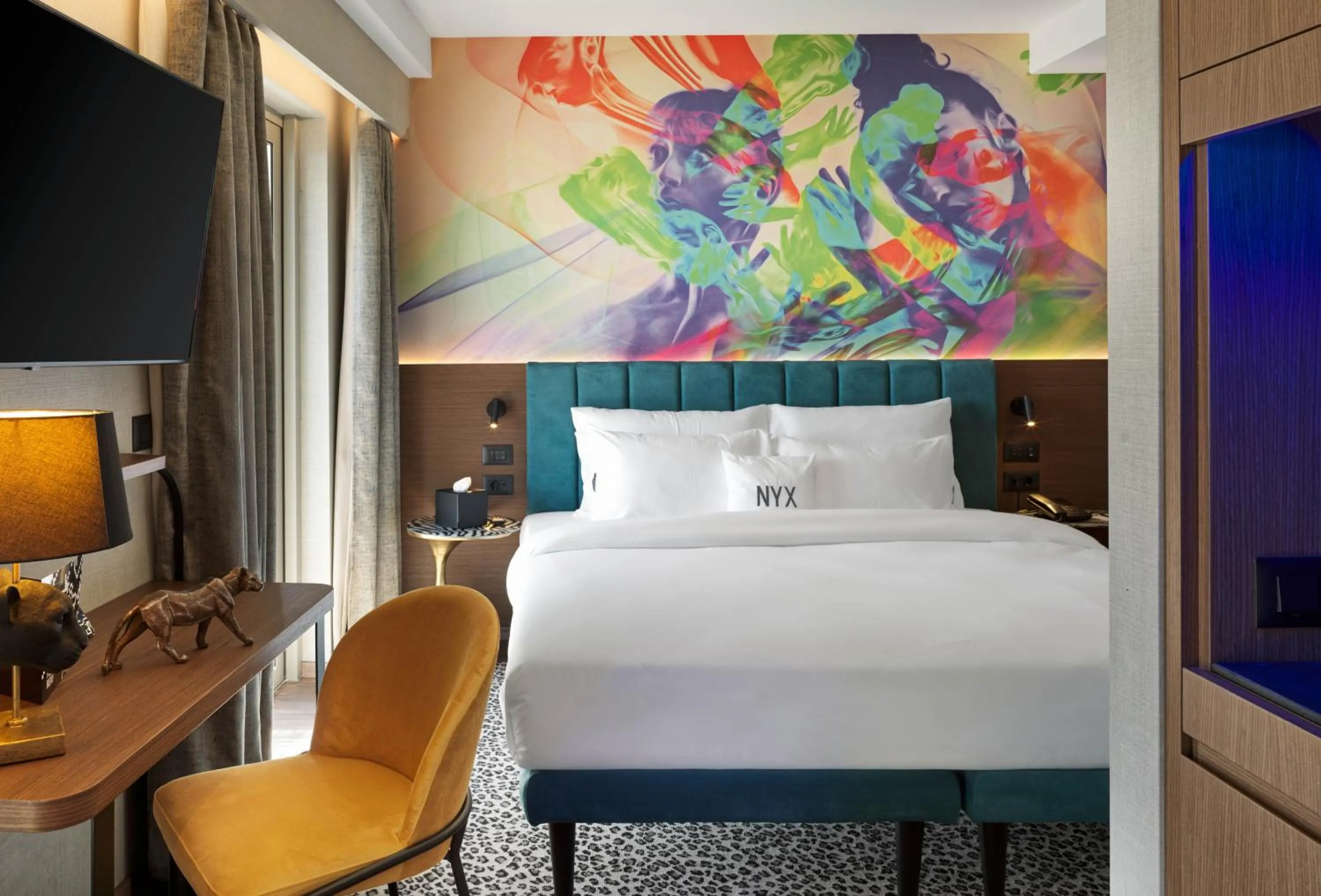 Photo of the whole room, Bed in NYX Hotel Thessaloniki